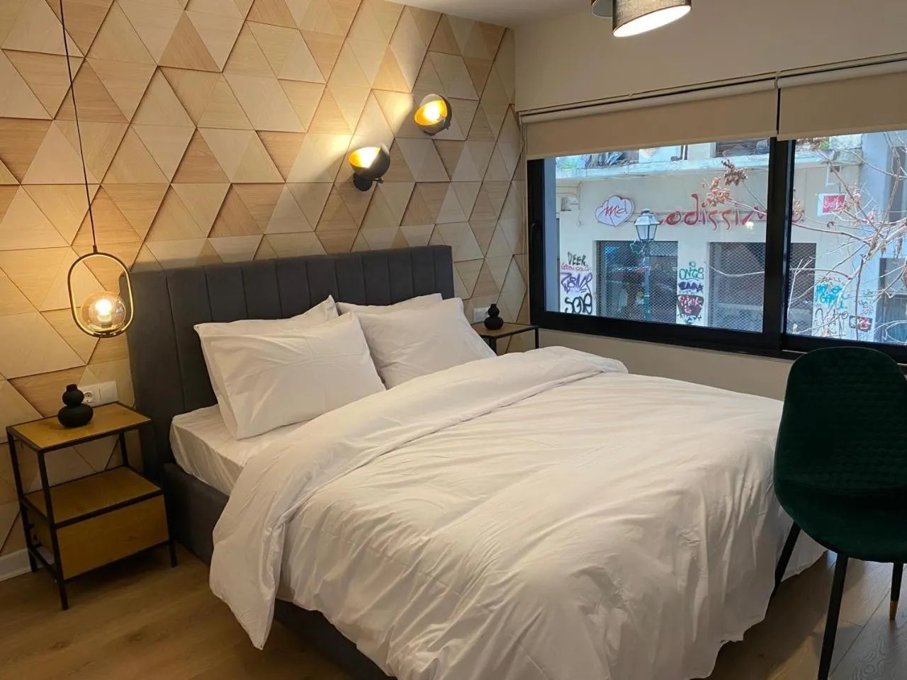 Bedroom, Bed in The Caravan Apartments