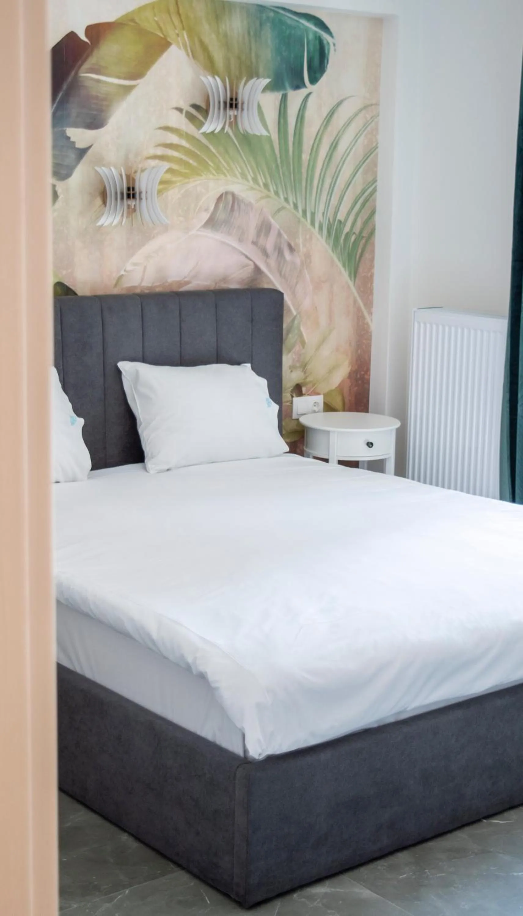 Bedroom, Bed in The Caravan Apartments