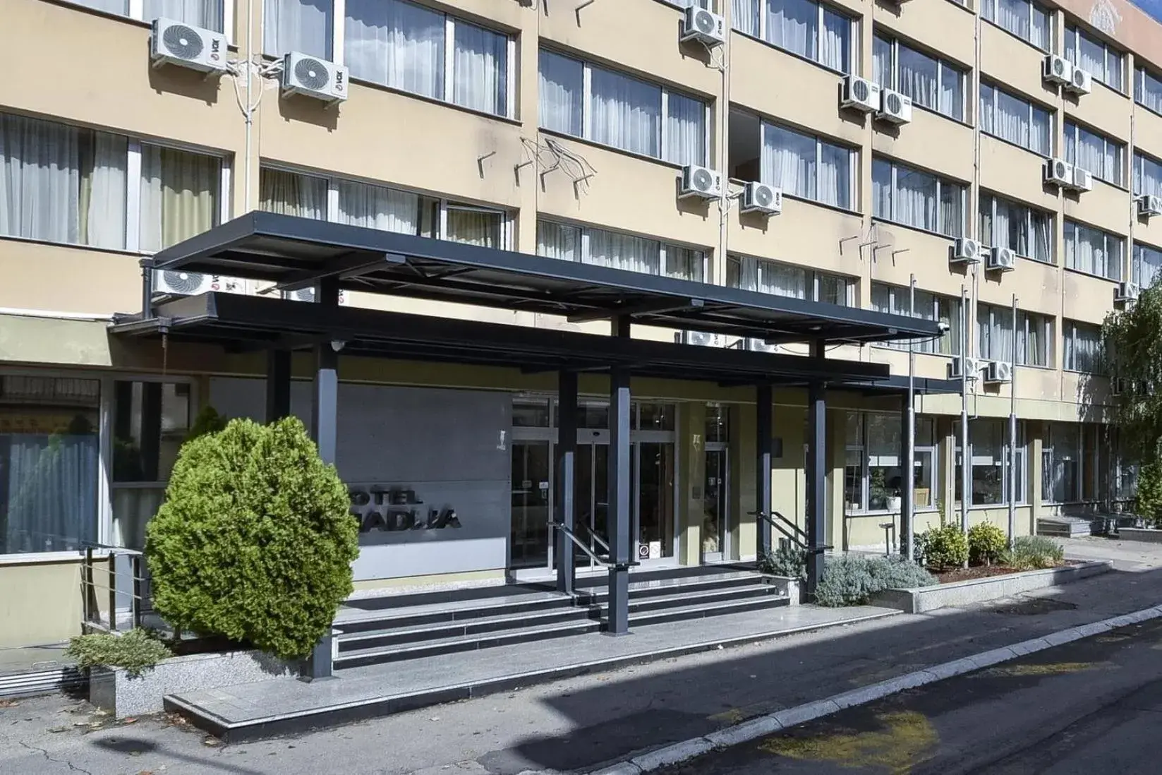 Property building in Hotel Sumadija Property building in Hotel Sumadija