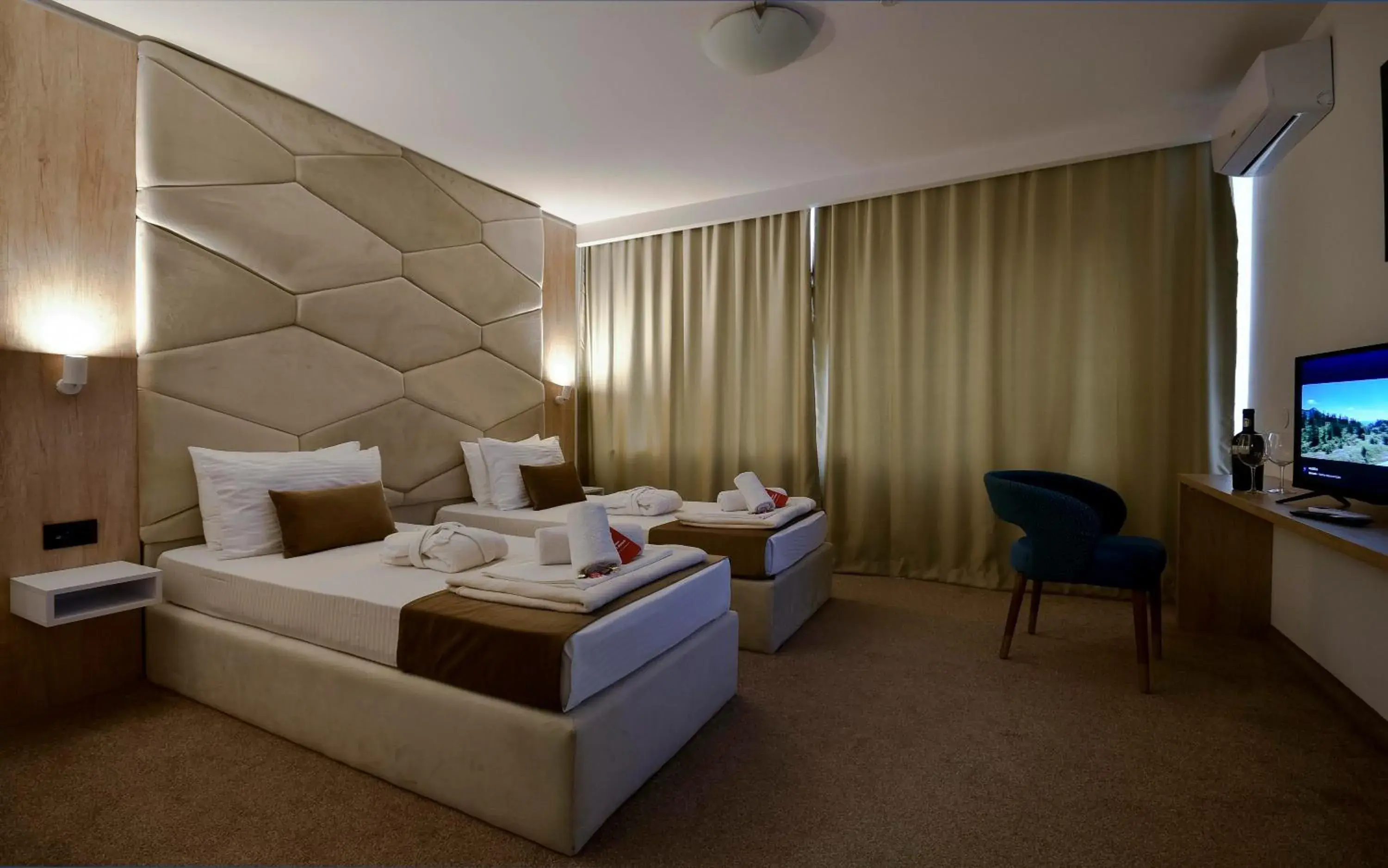 Photo of the whole room, Bed in Hotel Sumadija Photo of the whole room, Bed in Hotel Sumadija