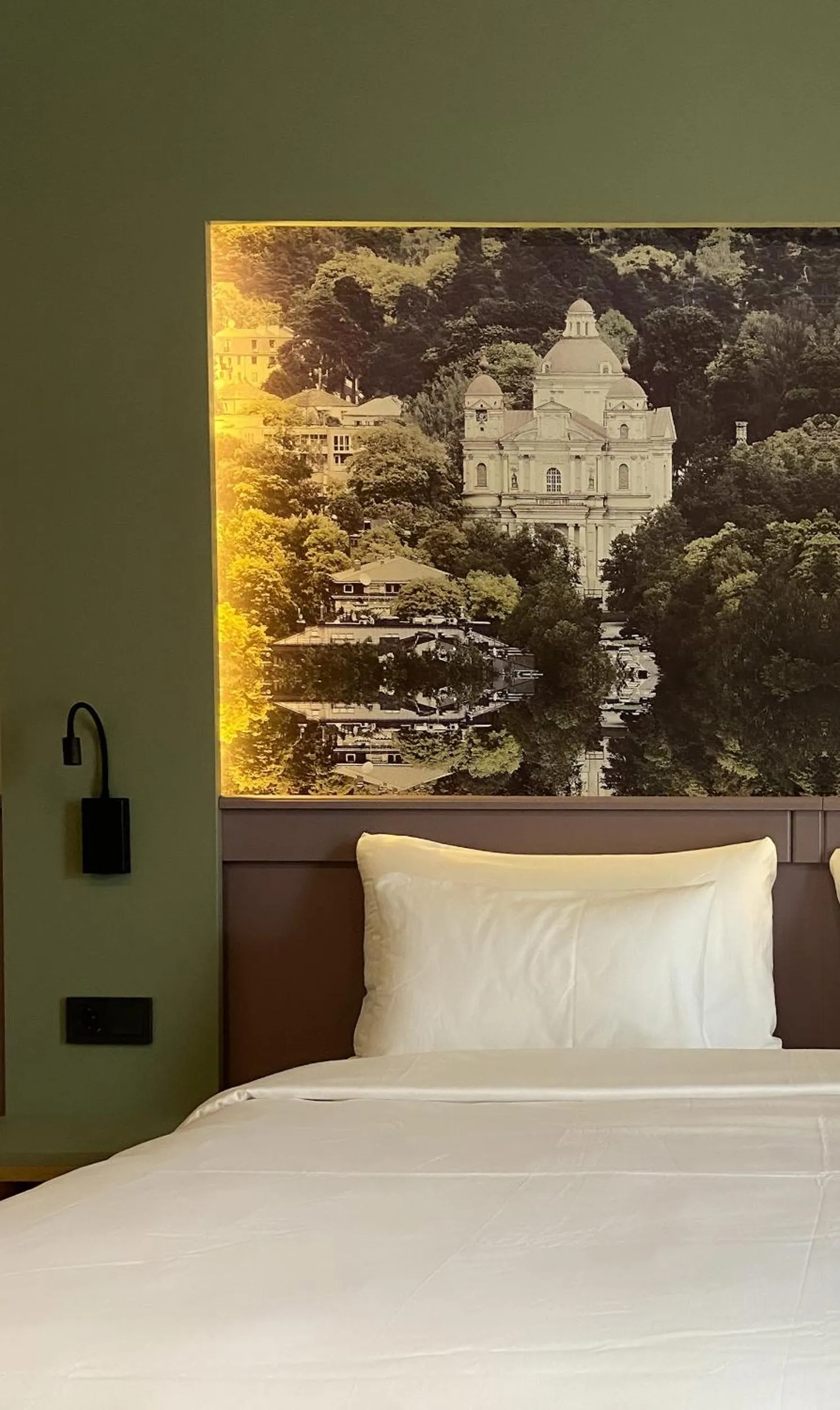 Bed in CONTI HOTEL VILNIUS, Conference Centre, Restaurant & Bar