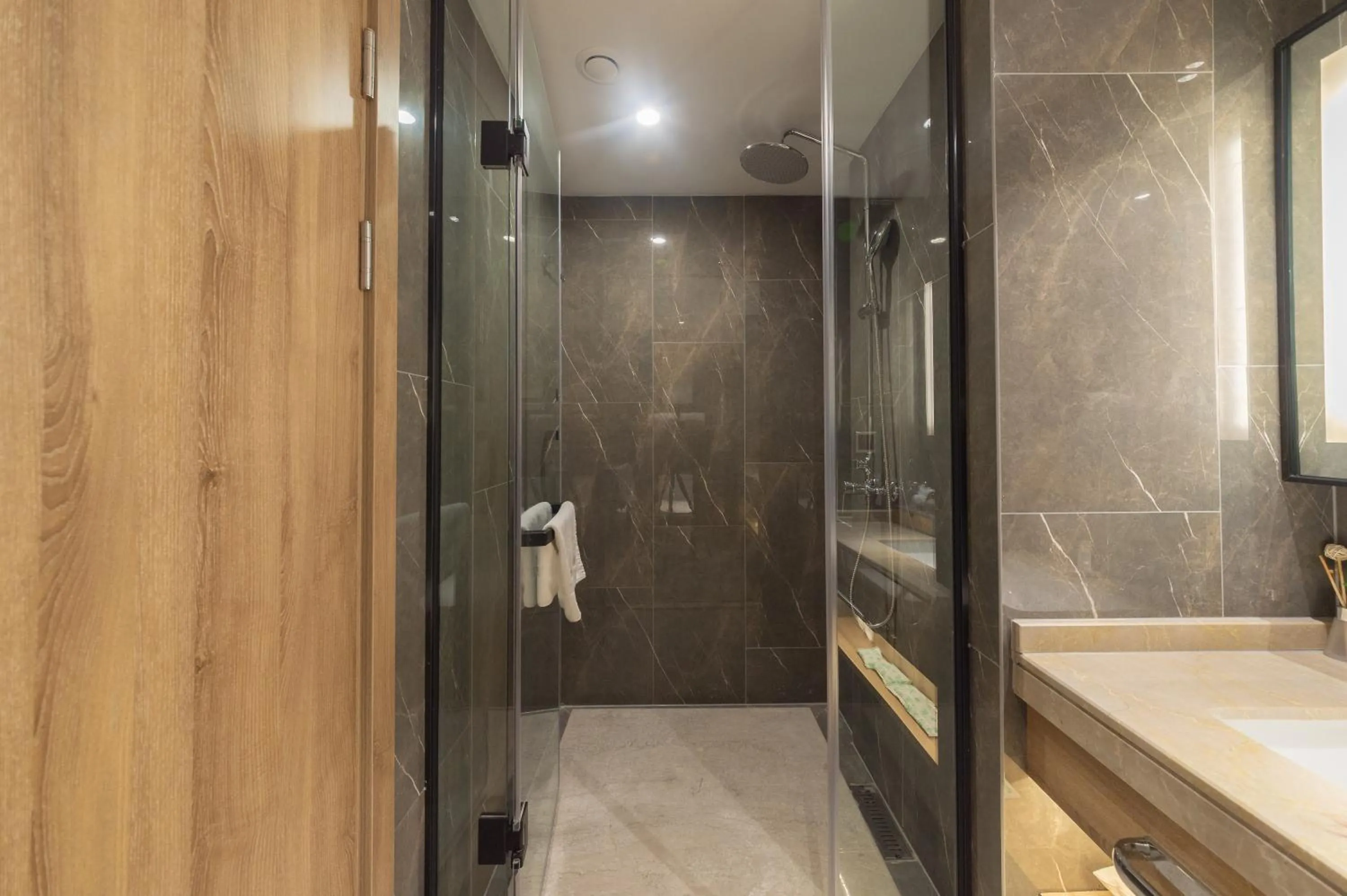 Shower in Morning Hotel, Wuxi Jiangnan University Sunac Cultural Tourism City