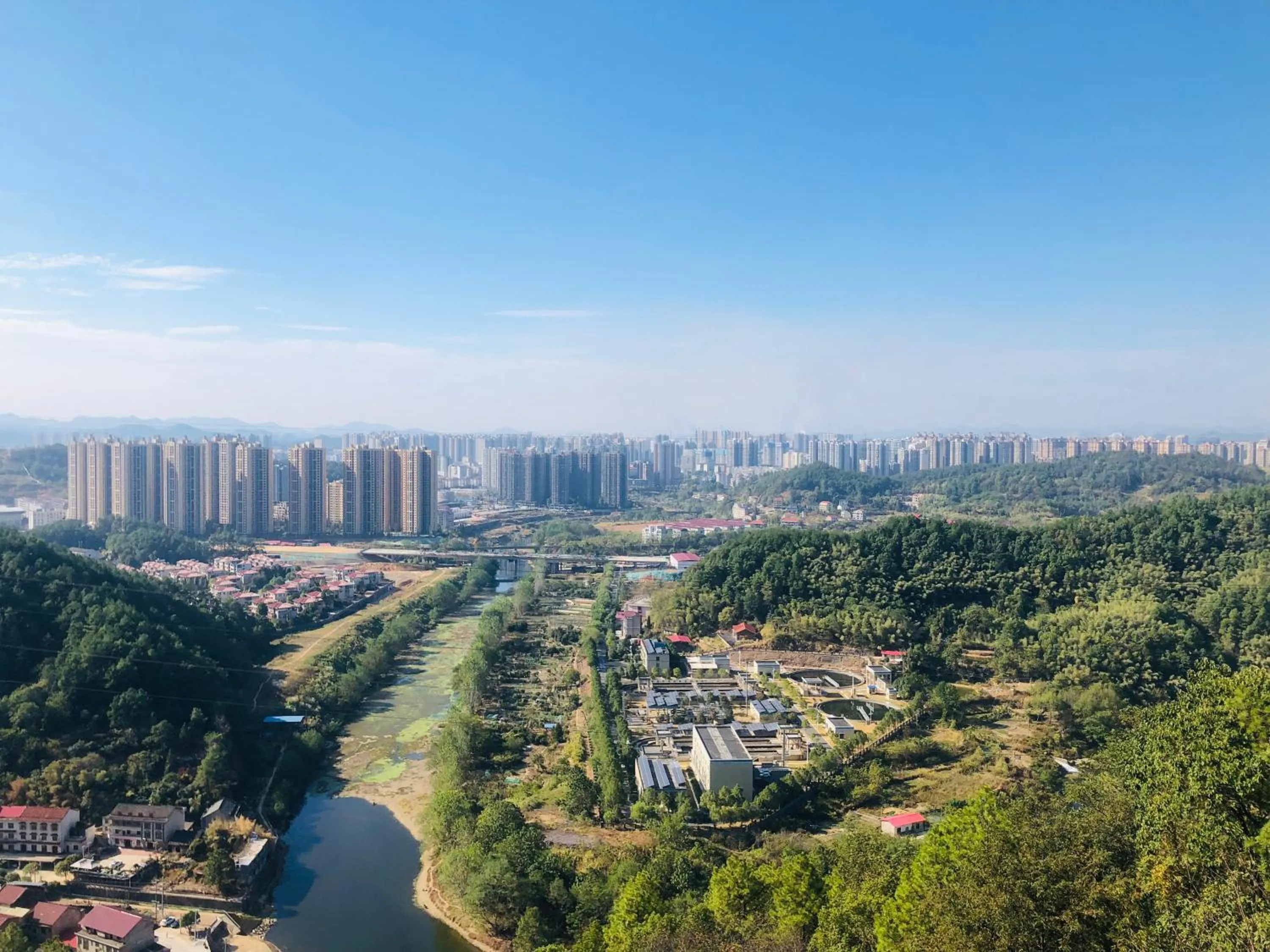 Morninginn, Humanities and Technology College