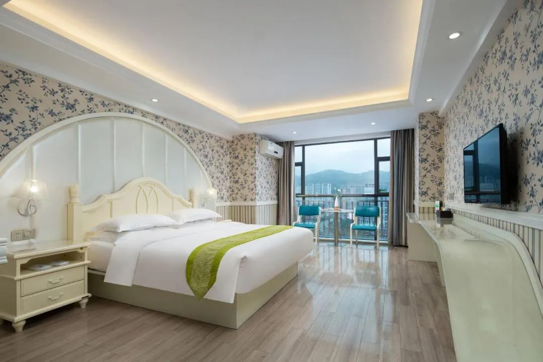 Communal lounge/ TV room, Bed in Morninginn, Zhangjiajie Tianmen Mountain