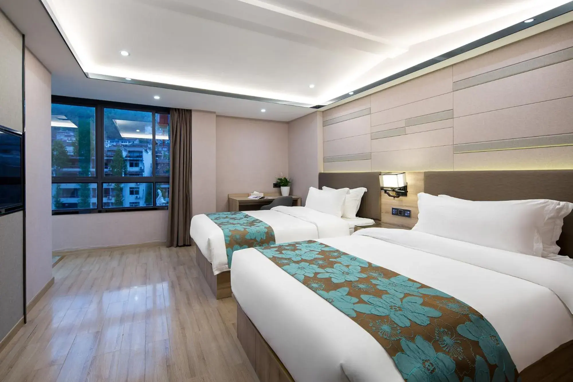 View (from property/room), Bed in Morninginn, Phoenix Ancient City Tuojiang View (from property/room), Bed in Morninginn, Phoenix Ancient City Tuojiang