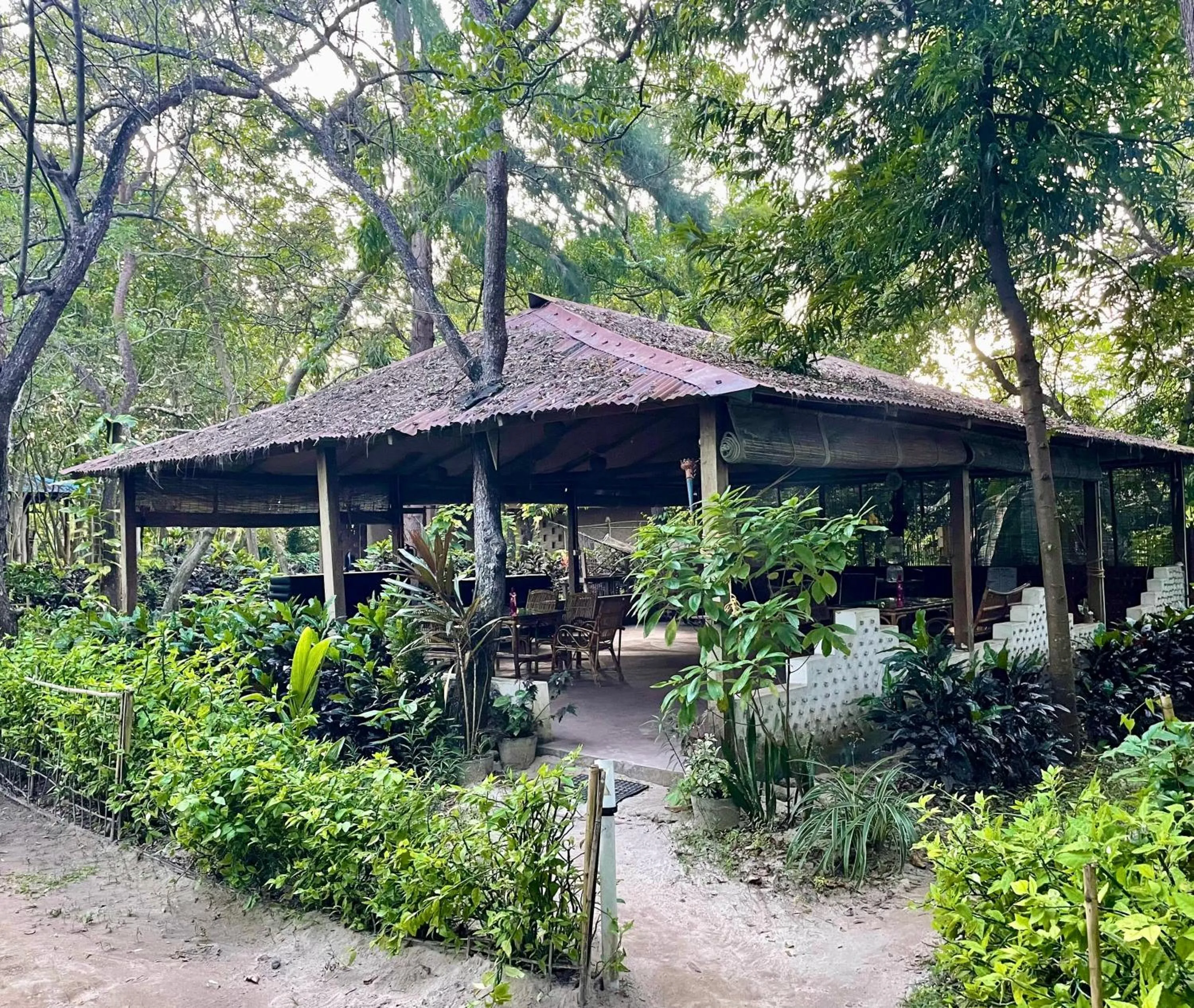 Property building in The DIVEResort and Dancing Dugong Cafe