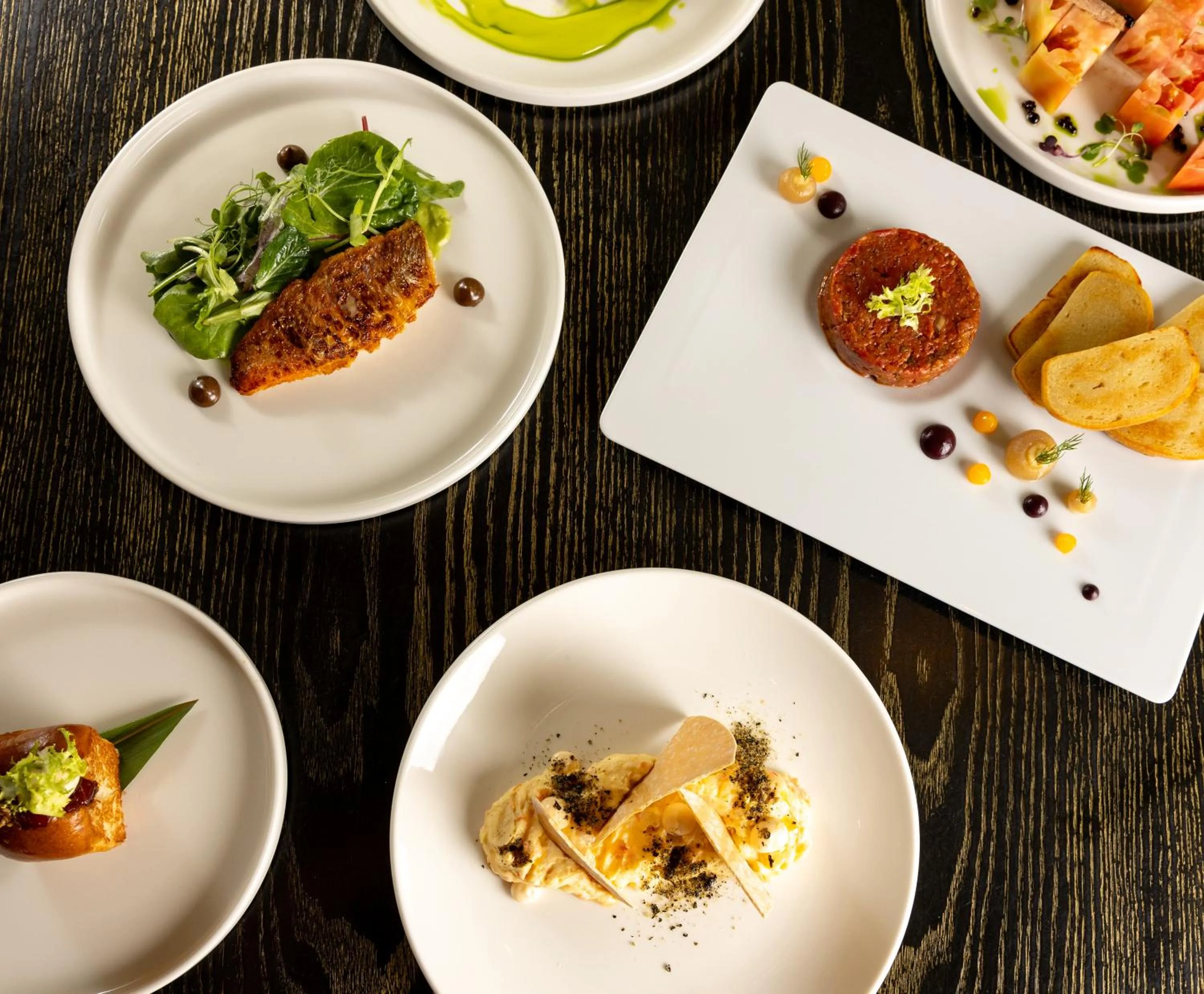 Restaurant/places to eat in Nobu Hotel Sevilla