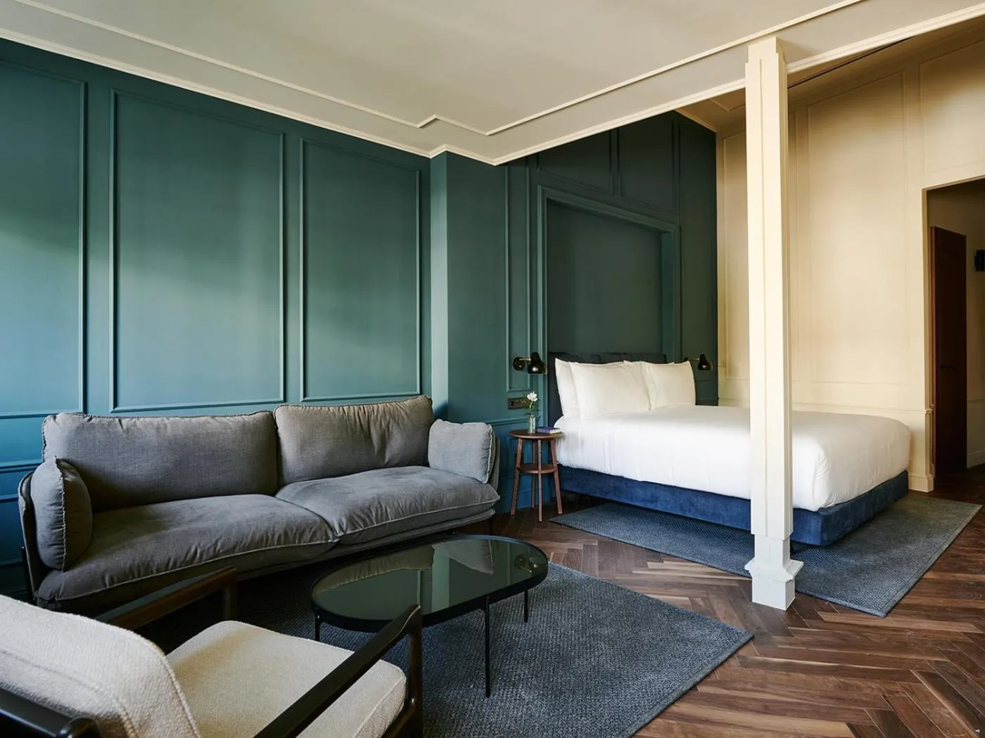 Living room, Bed in Nobu Hotel Sevilla