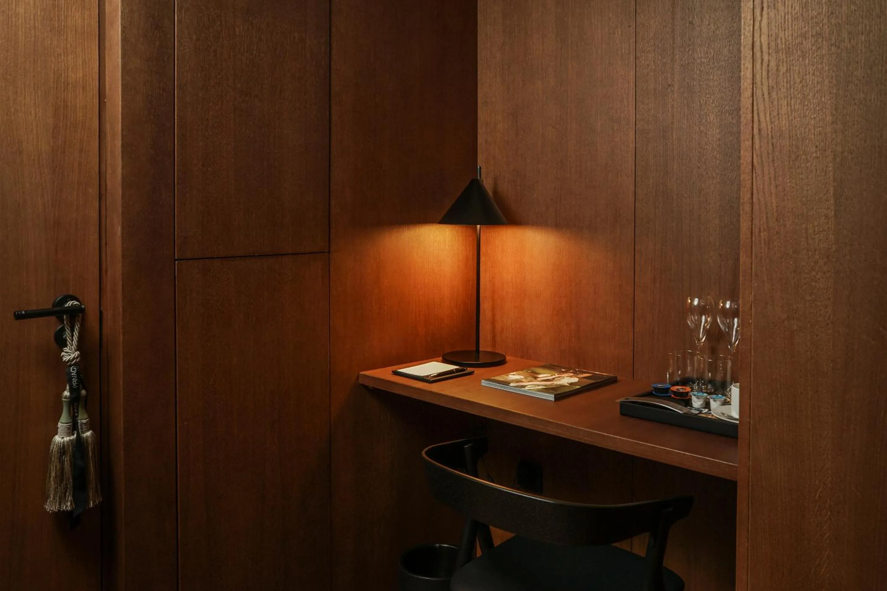 Photo of the whole room in Nobu Hotel Sevilla