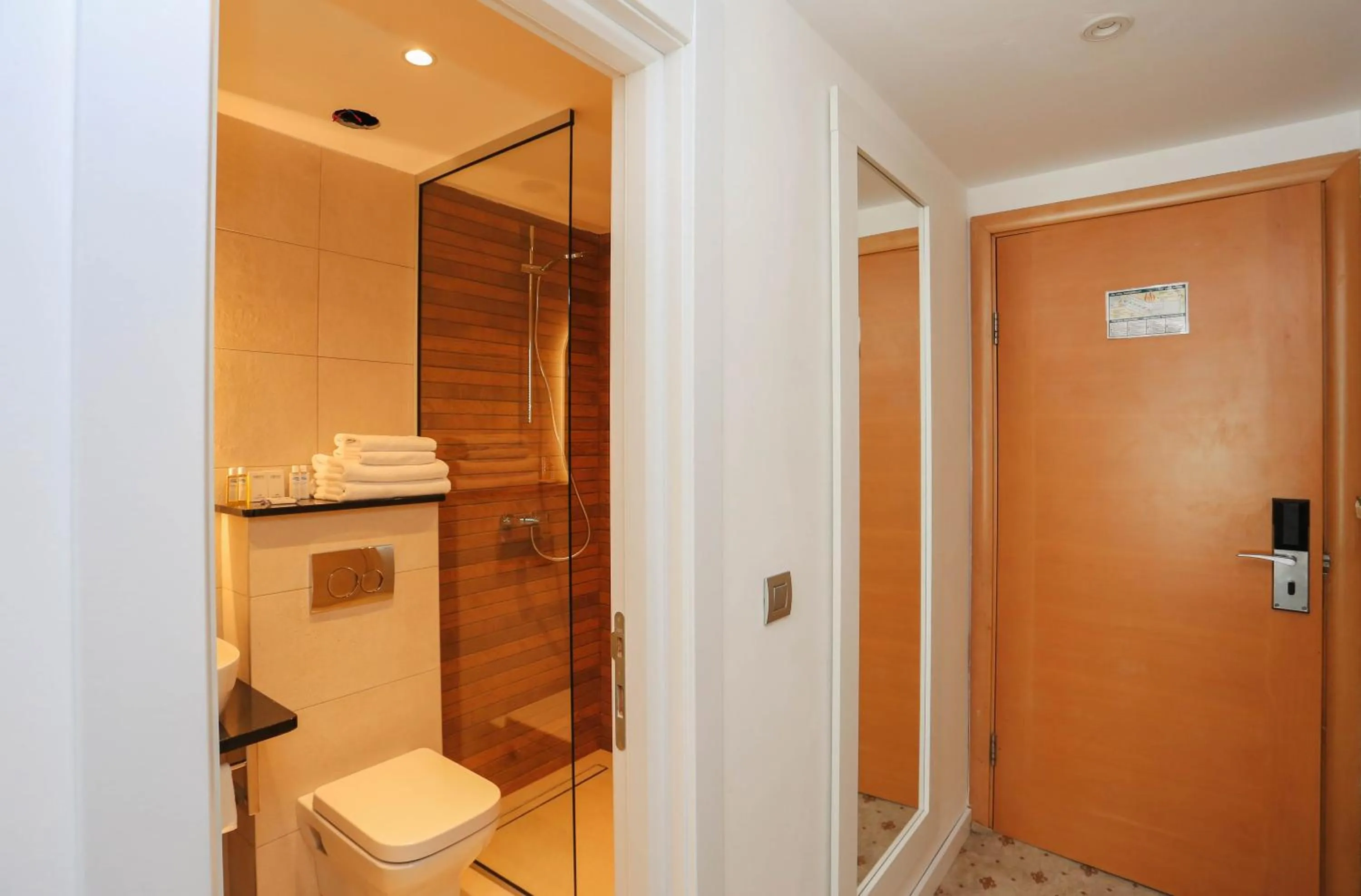 Bathroom in Hotel Montenegro