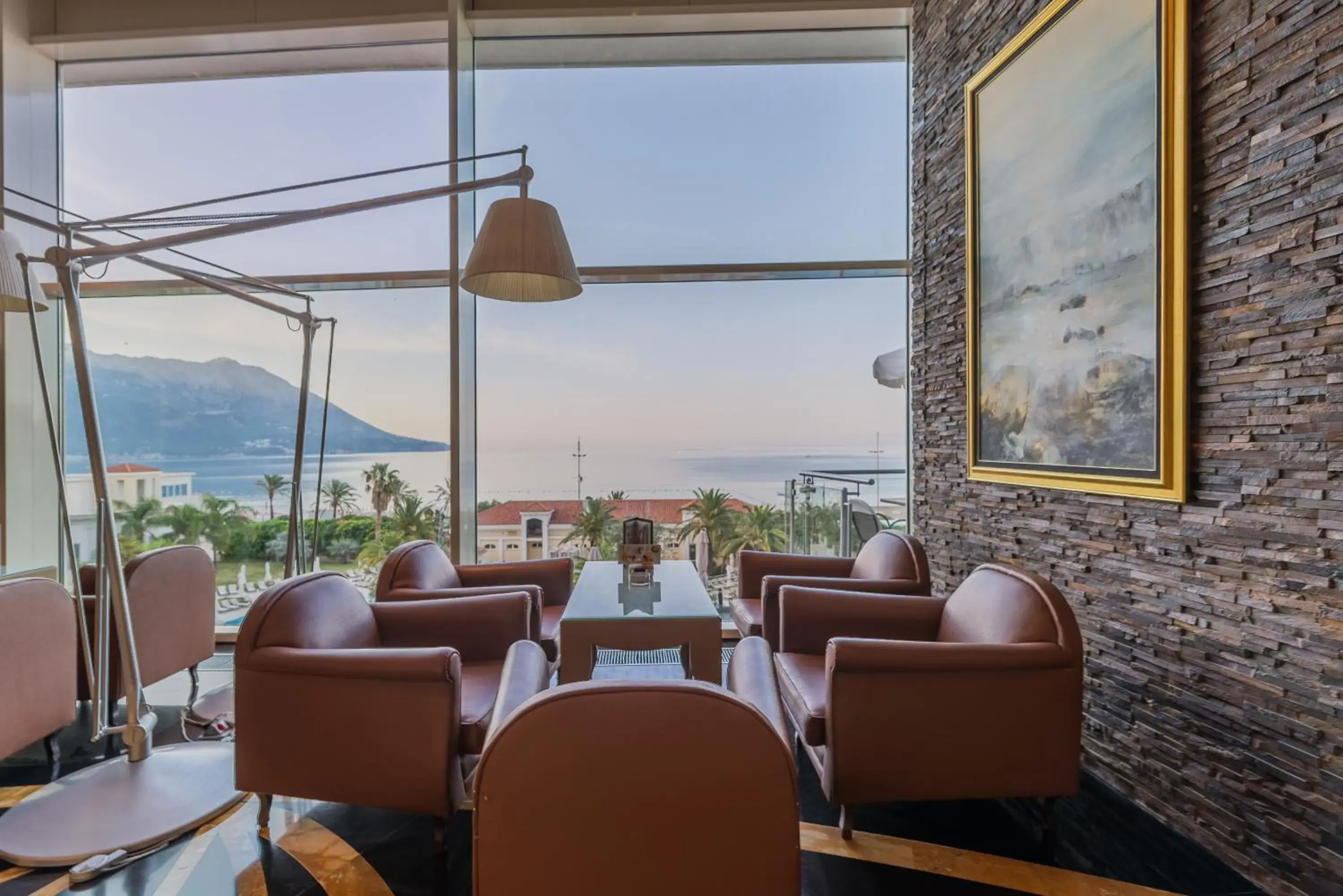 Lounge or bar in Splendid Conference & Spa Resort Lounge or bar in Splendid Conference & Spa Resort