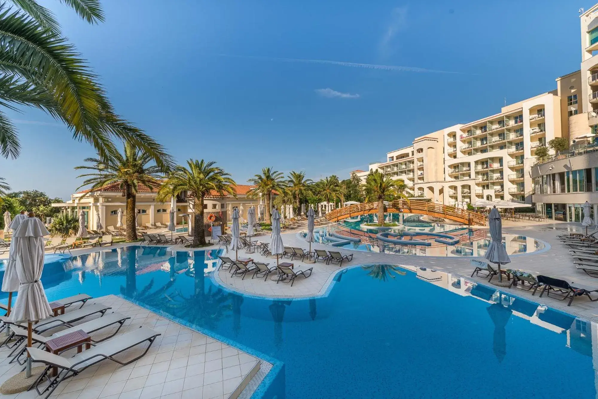 Facade/entrance in Splendid Conference & Spa Resort Facade/entrance in Splendid Conference & Spa Resort