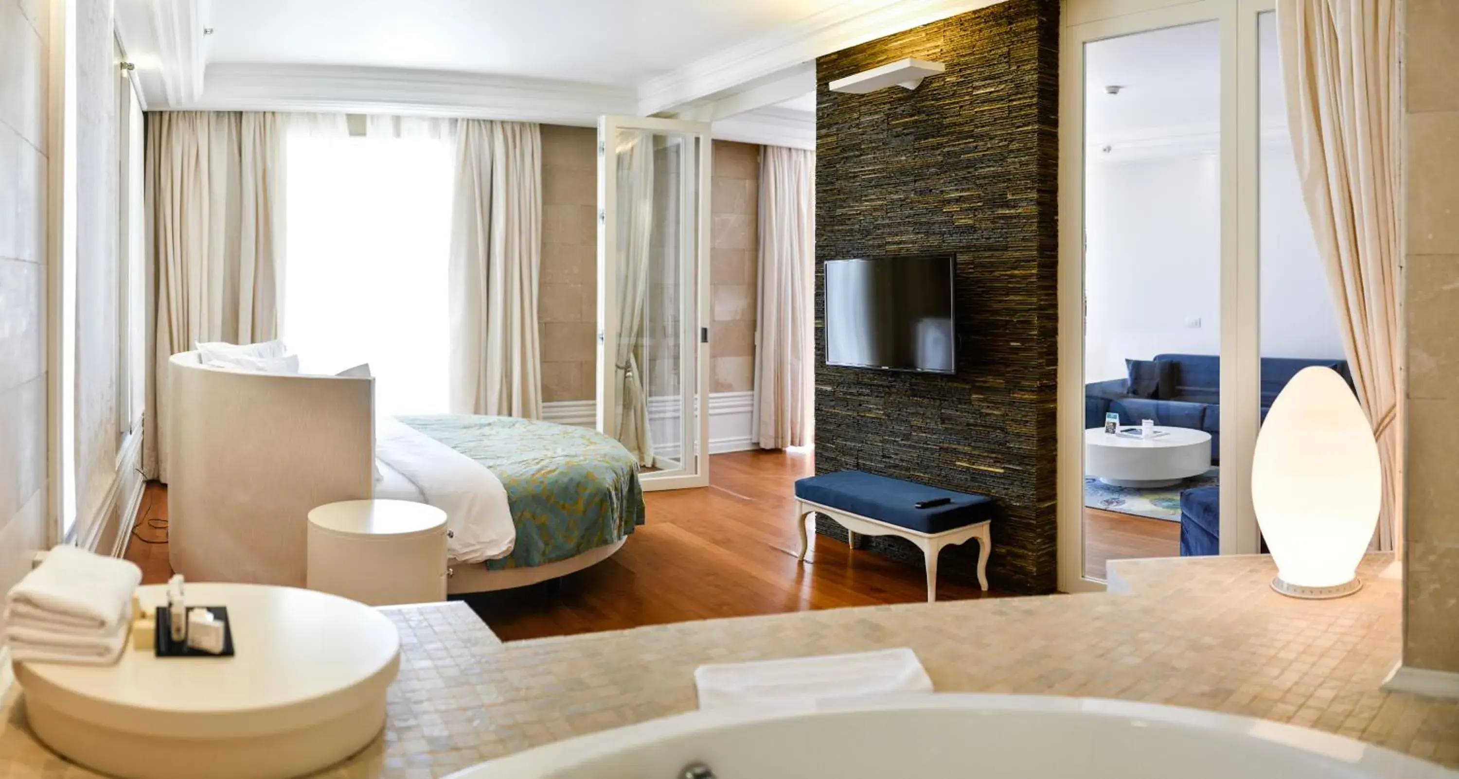 Living room, Bed in Splendid Conference & Spa Resort Living room, Bed in Splendid Conference & Spa Resort