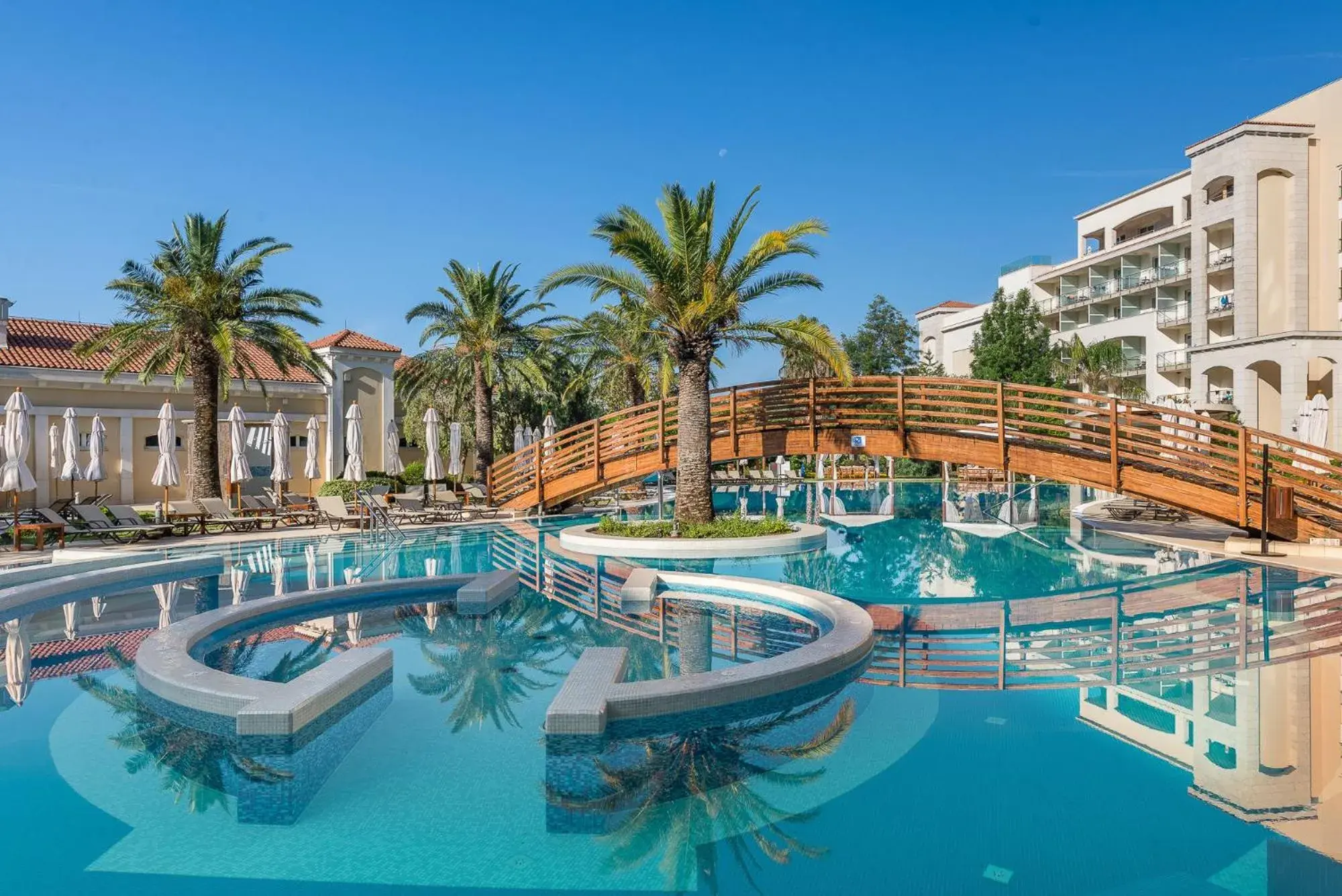 Property building in Splendid Conference & Spa Resort Property building in Splendid Conference & Spa Resort