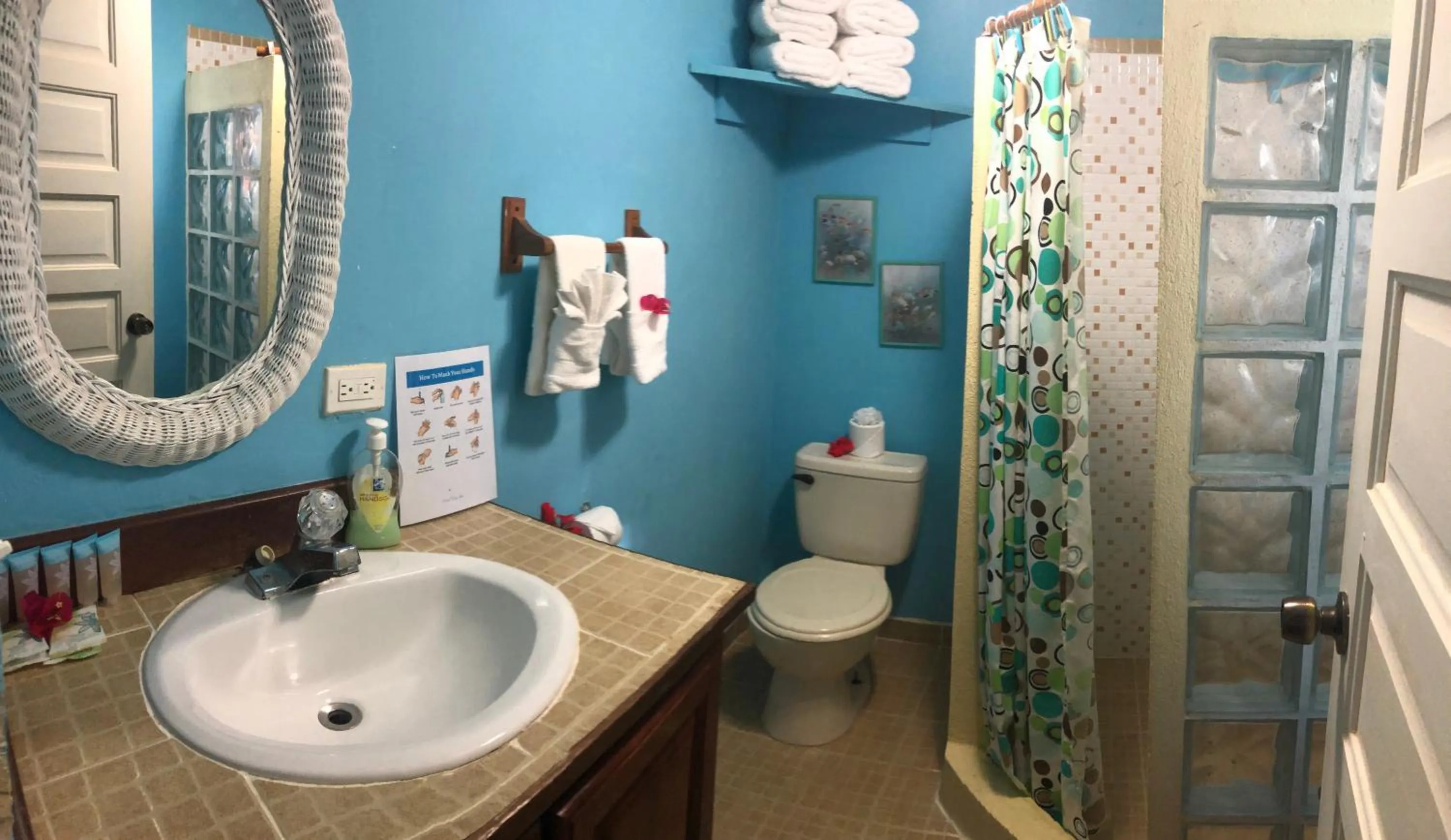 Bathroom in Coral Cove Inn