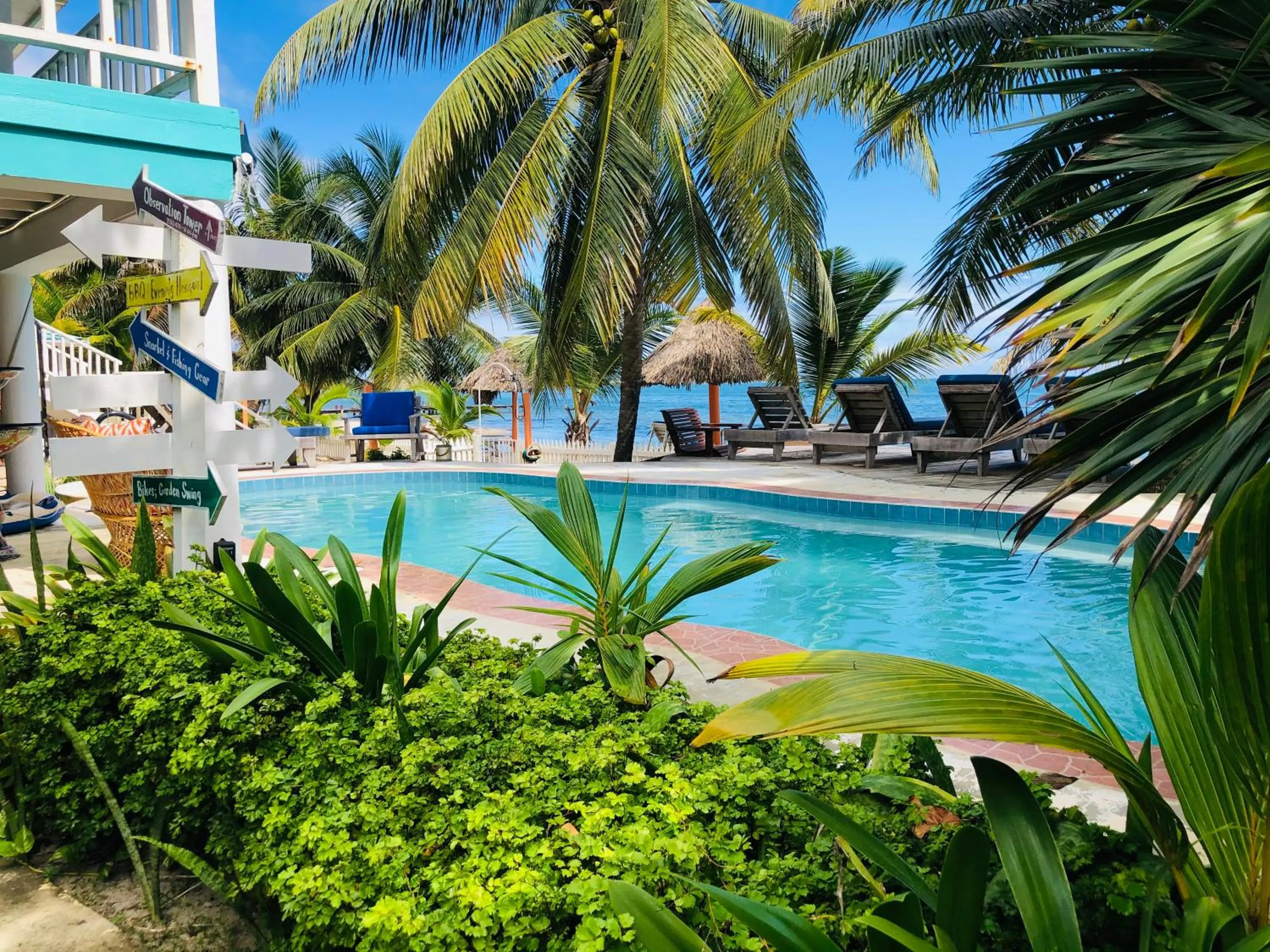 Day in Coral Cove Inn