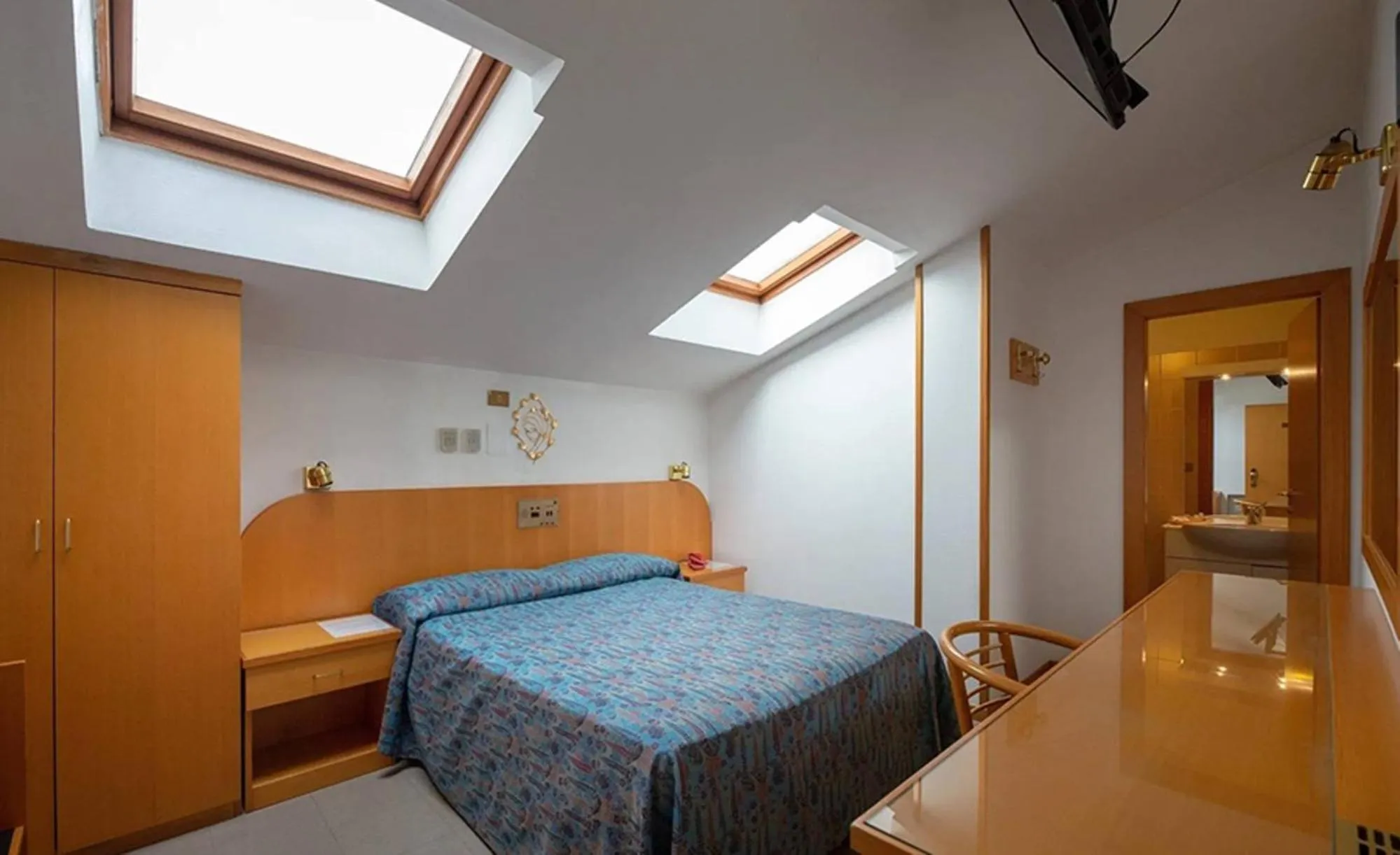 Photo of the whole room, Bed in Hotel Garden Bologna