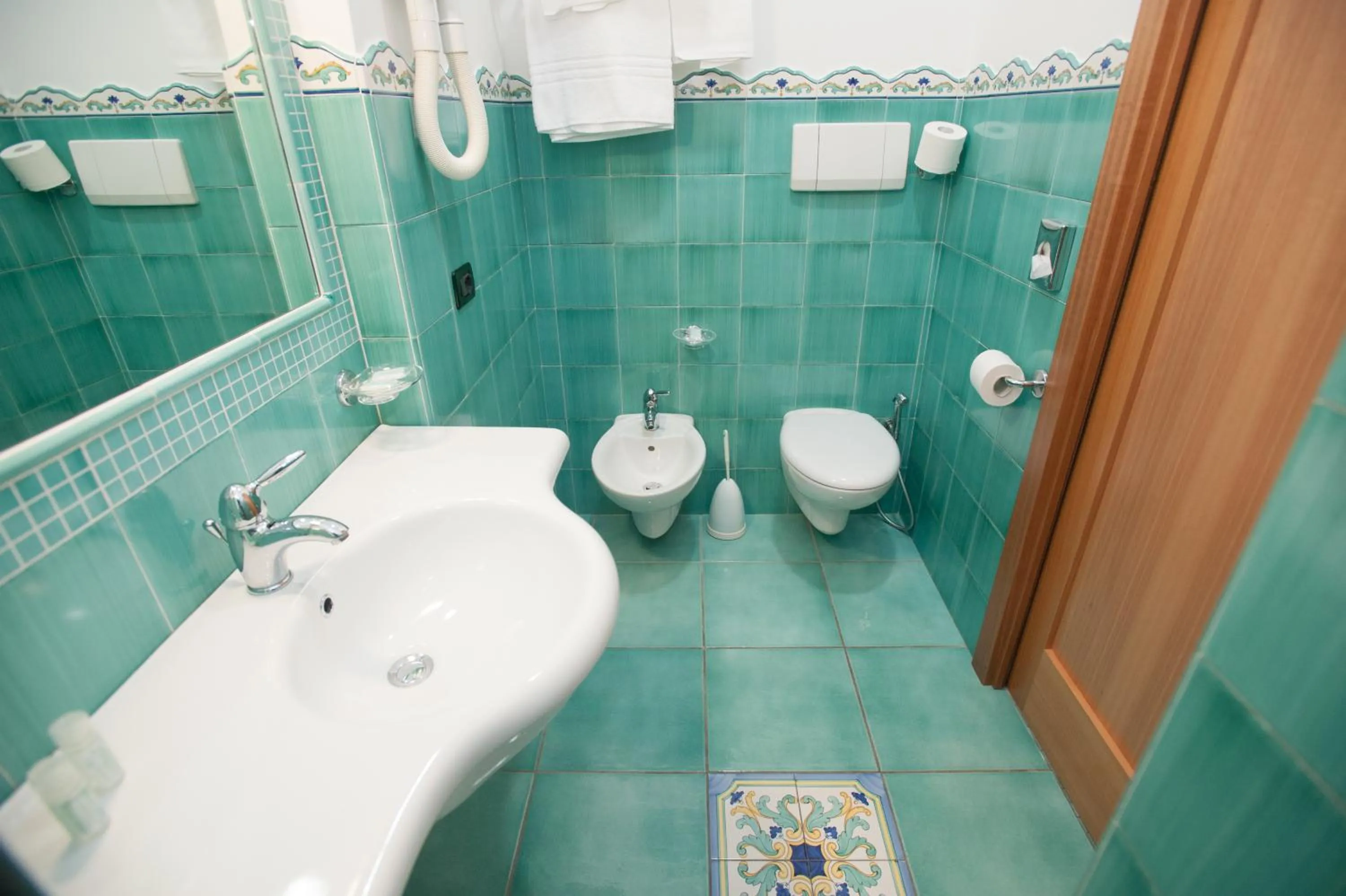 Bathroom in Hotel Villa Sirena - Thermae & SPA