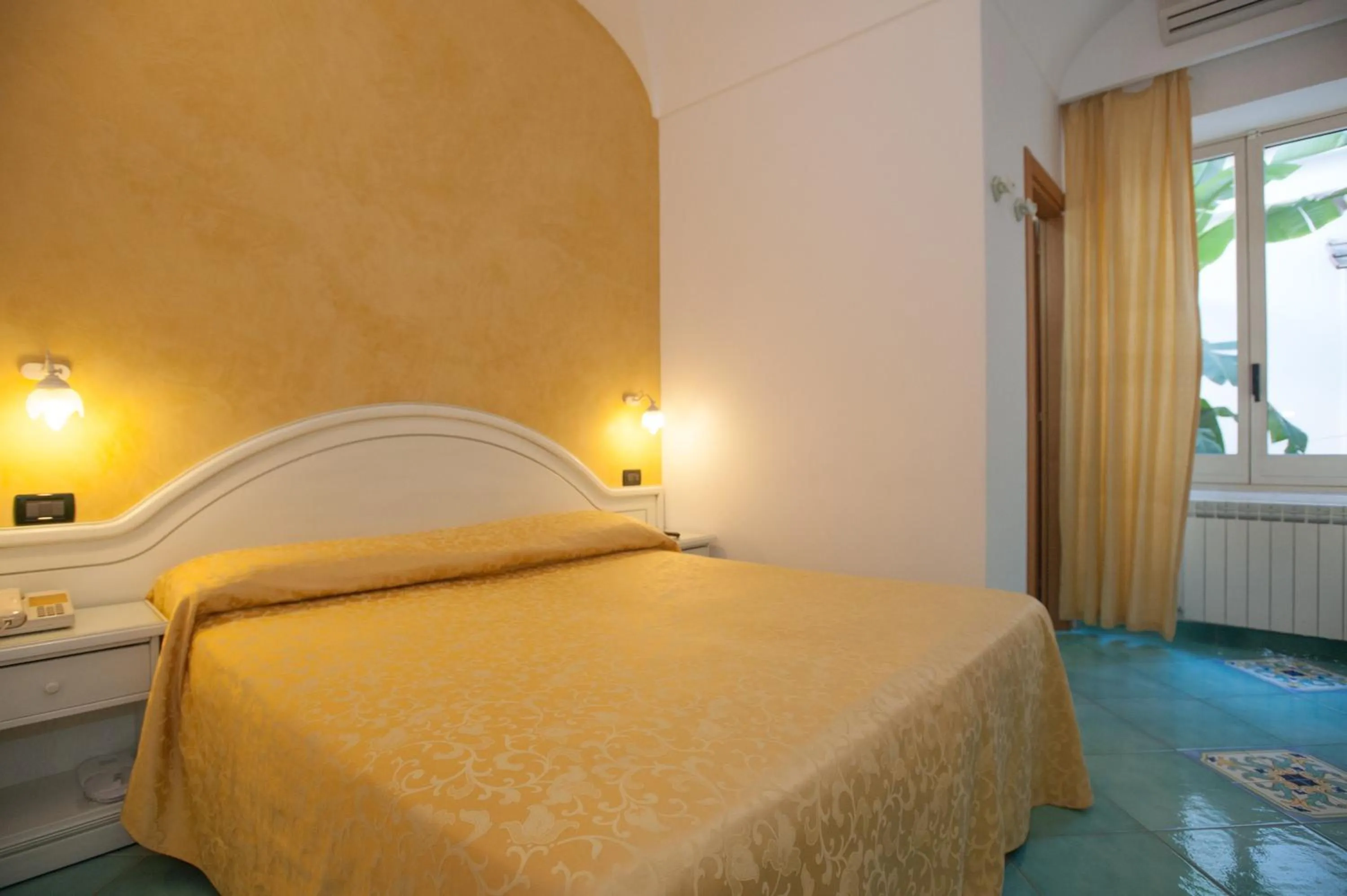 Bedroom, Bed in Hotel Villa Sirena - Thermae & SPA