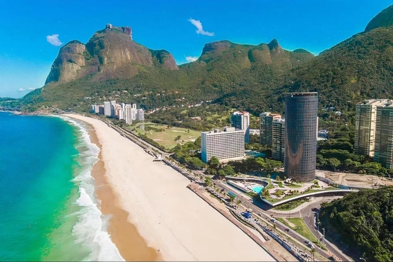 Luxuoso Hotel Nacional - Suíte com Banheira