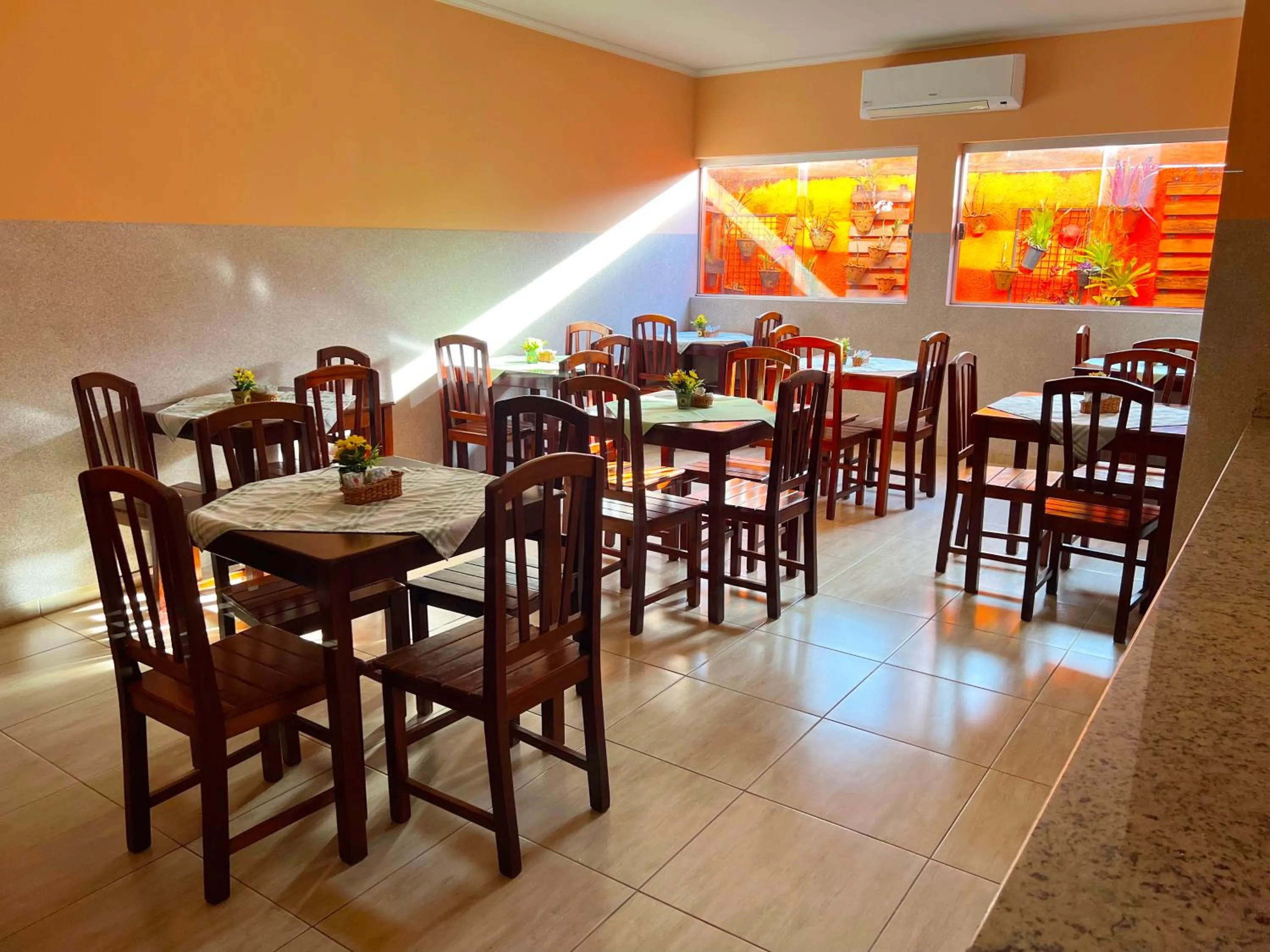 Dining area in Hotel Savana