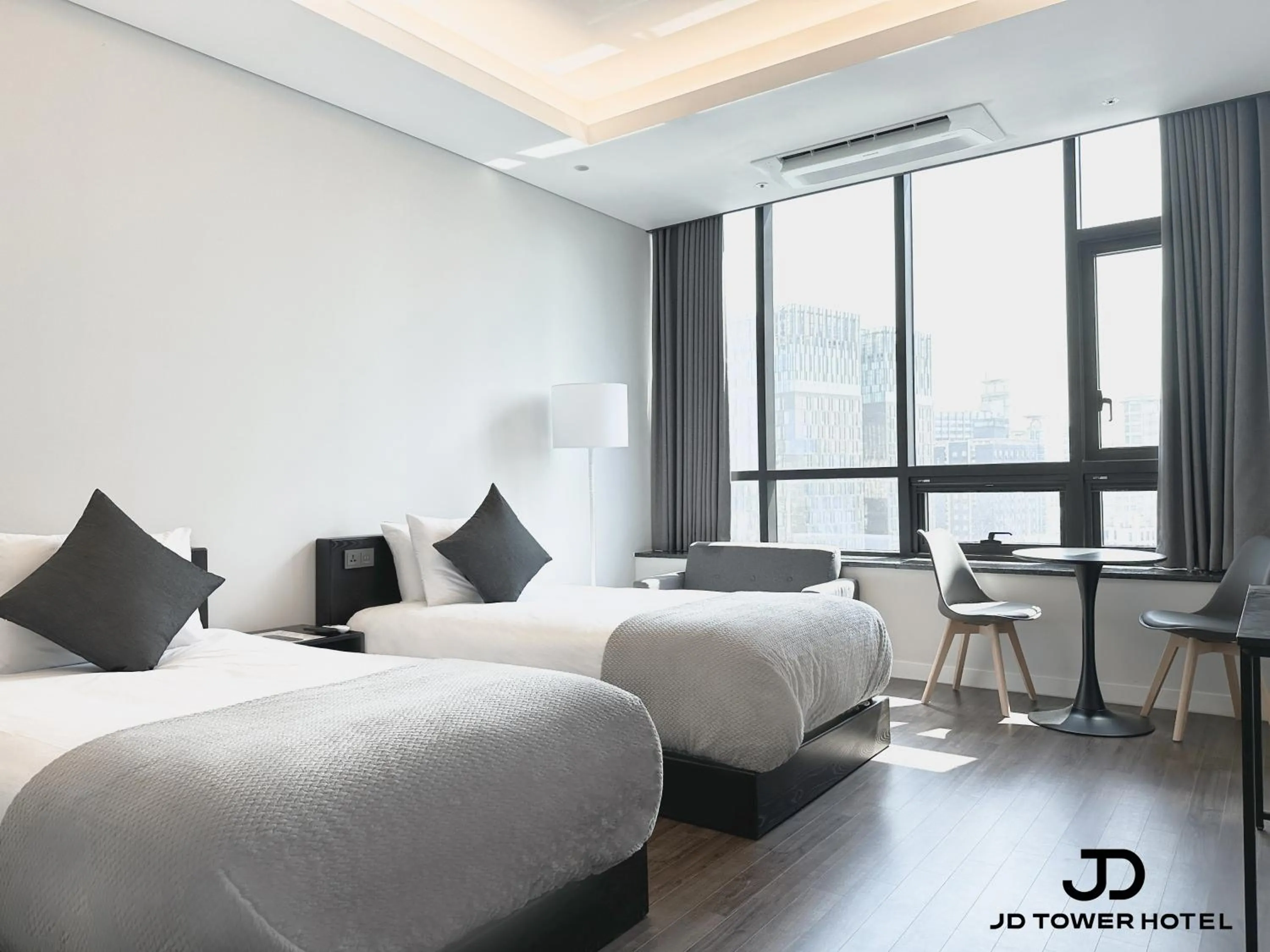 JD Tower Hotel