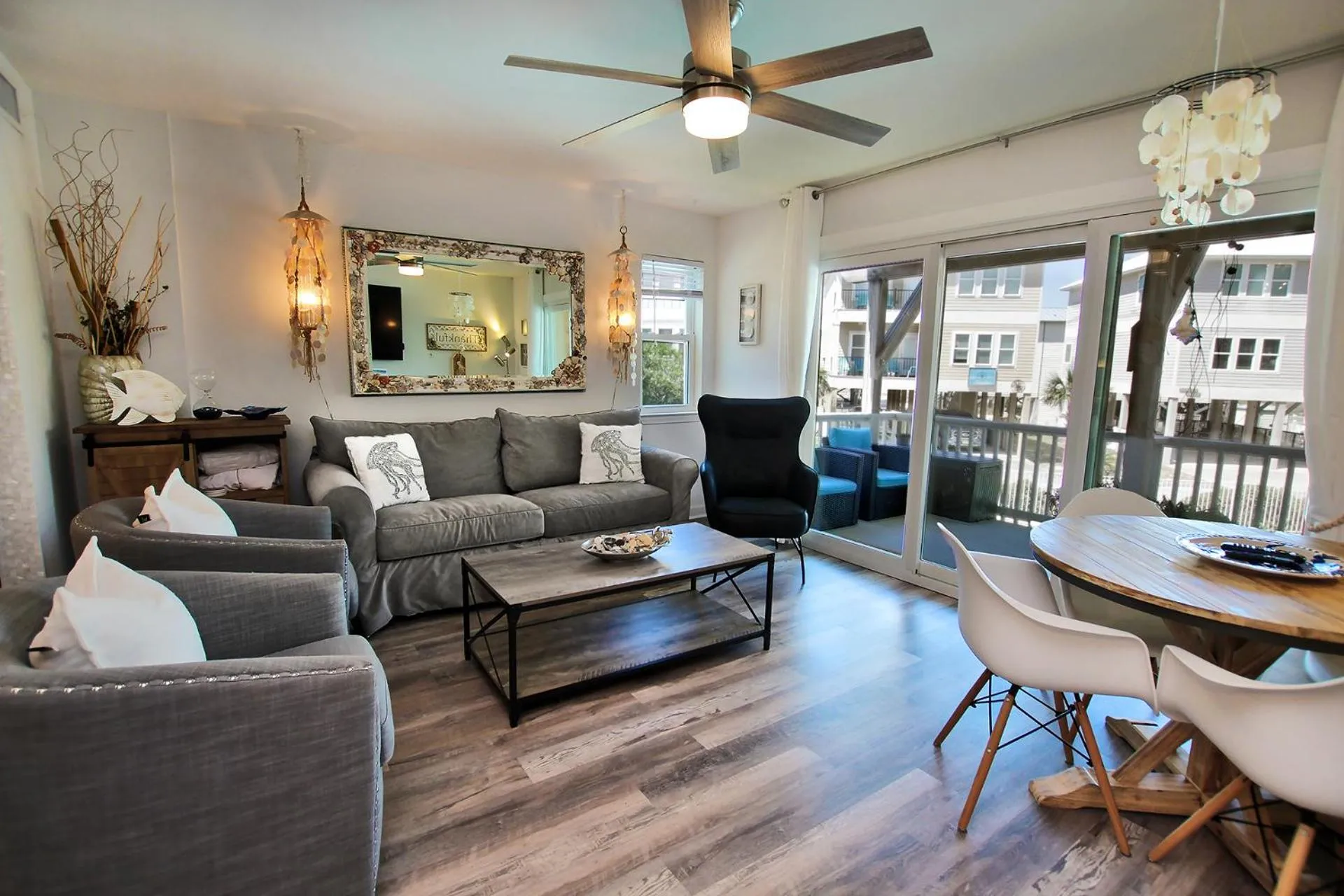 Laguna Bella B4 by Youngs Suncoast