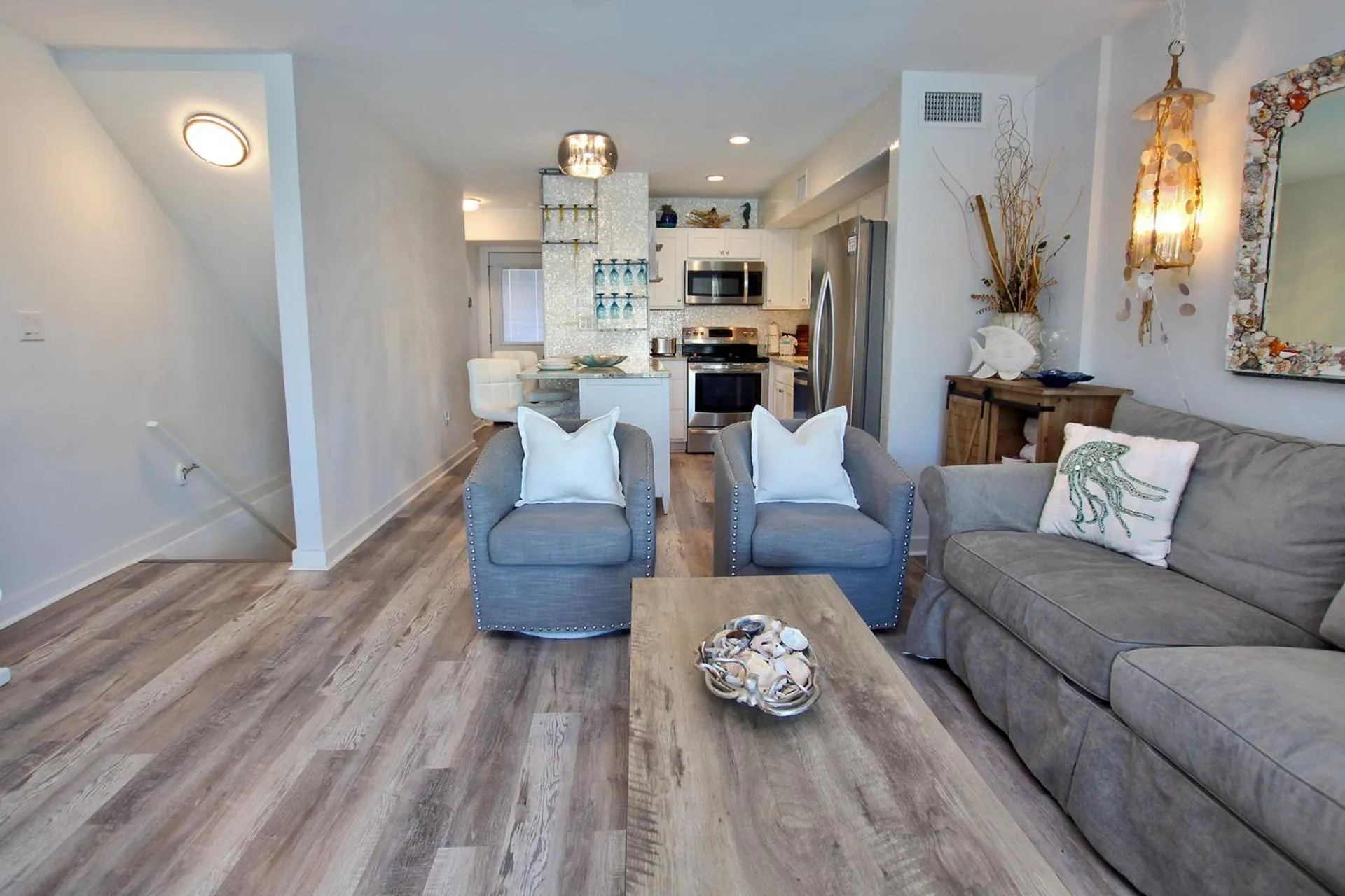 Laguna Bella B4 by Youngs Suncoast