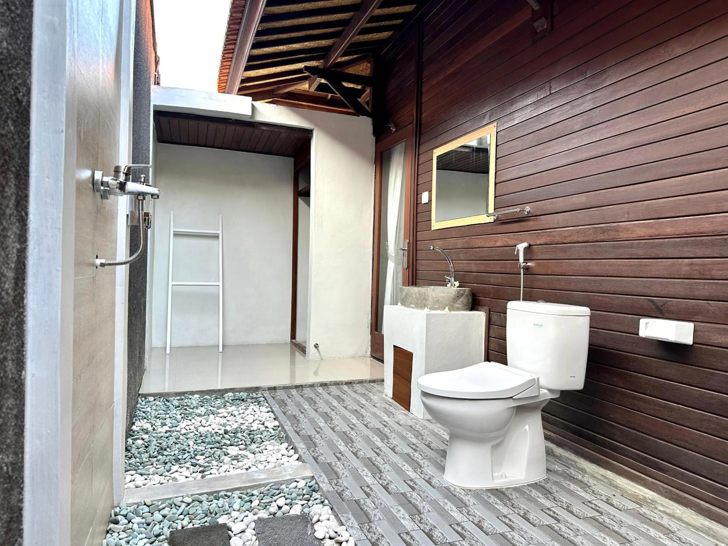 Toilet in Villa Vilah