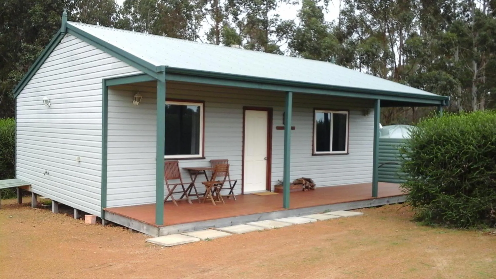 Manyat Peak cottages Carnaby