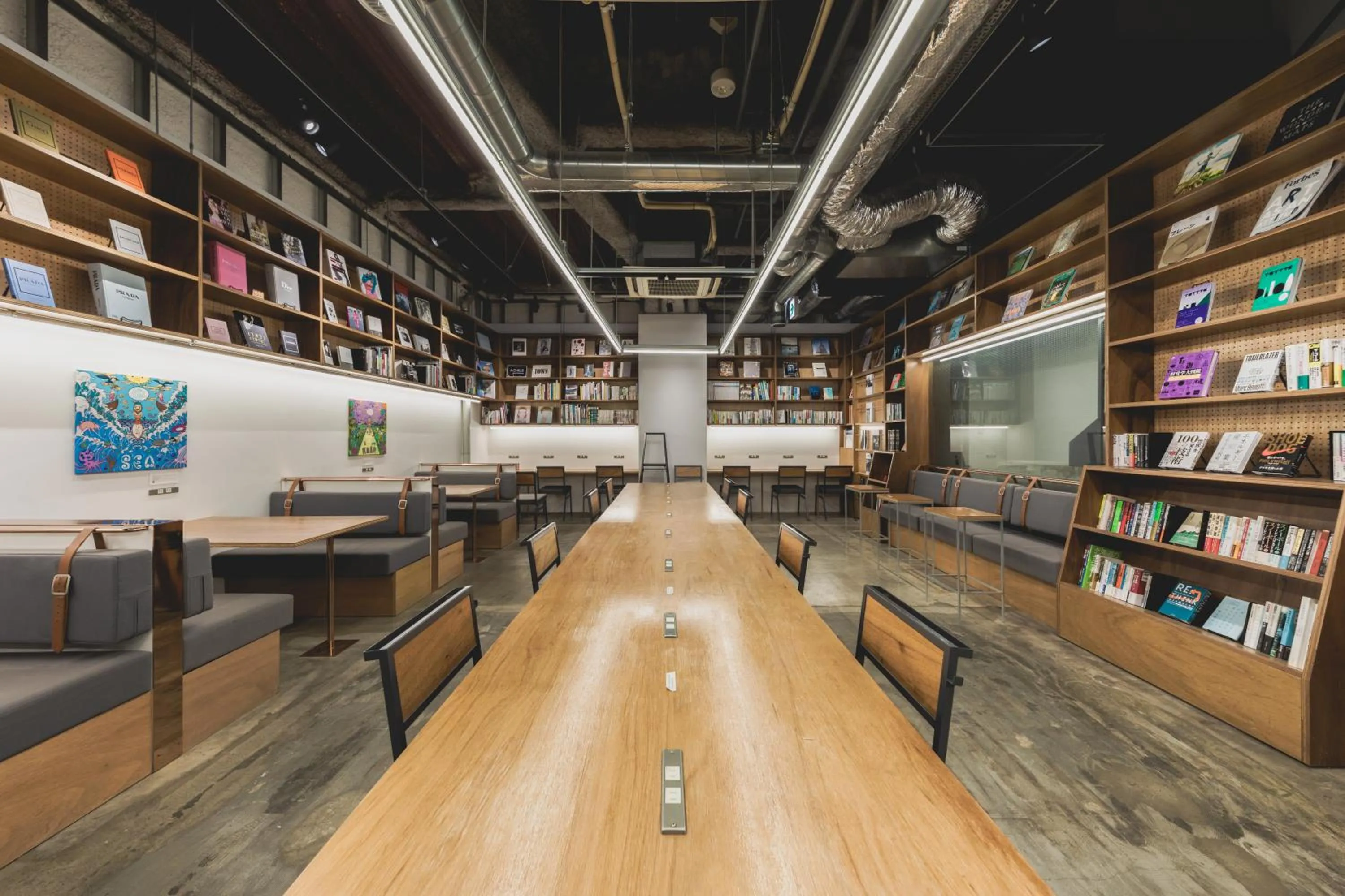 Lounge or bar in HELIO HOSTEL SAPPORO