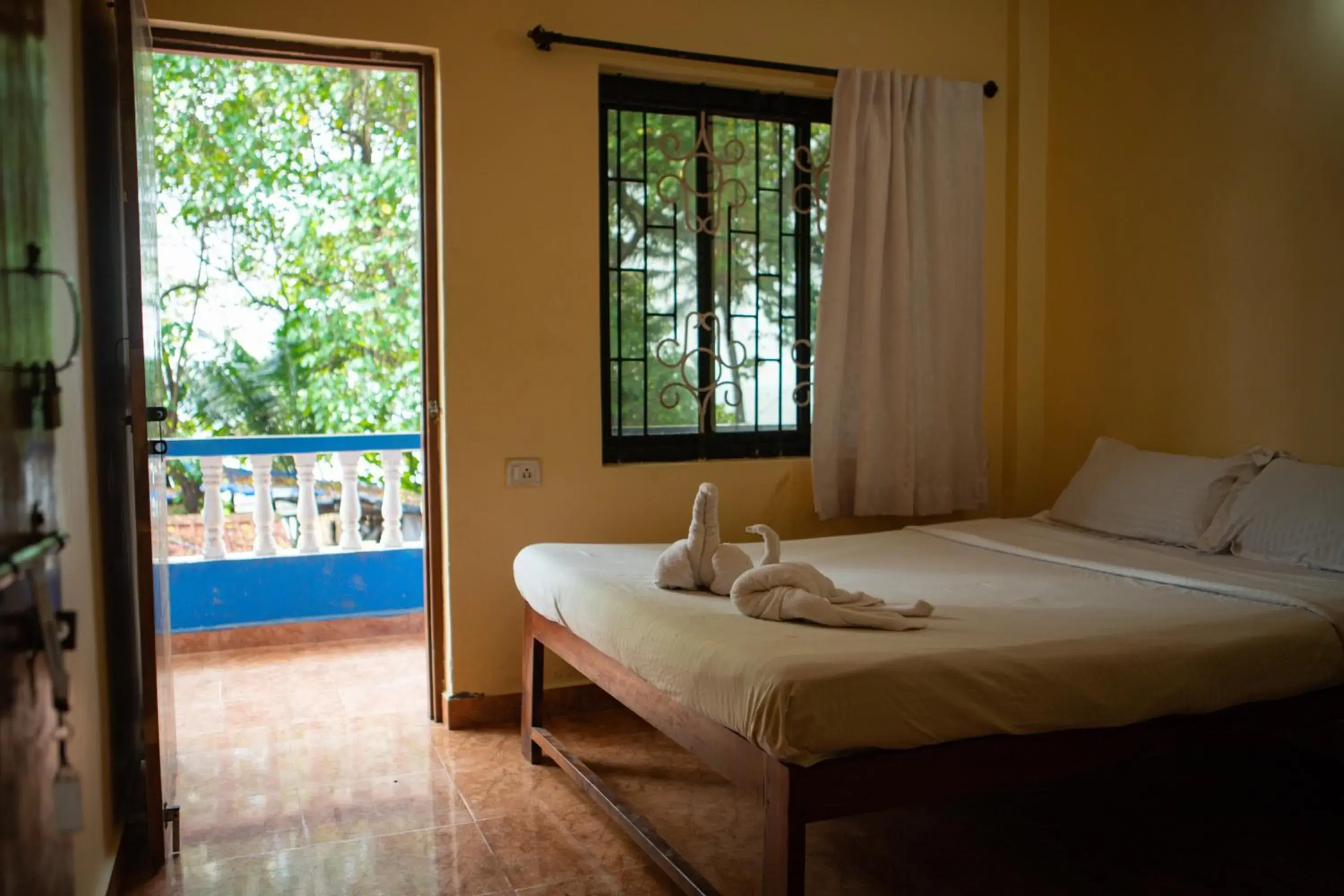 Bed in 12 Monks - Beachfront Hostel Bed in 12 Monks - Beachfront Hostel