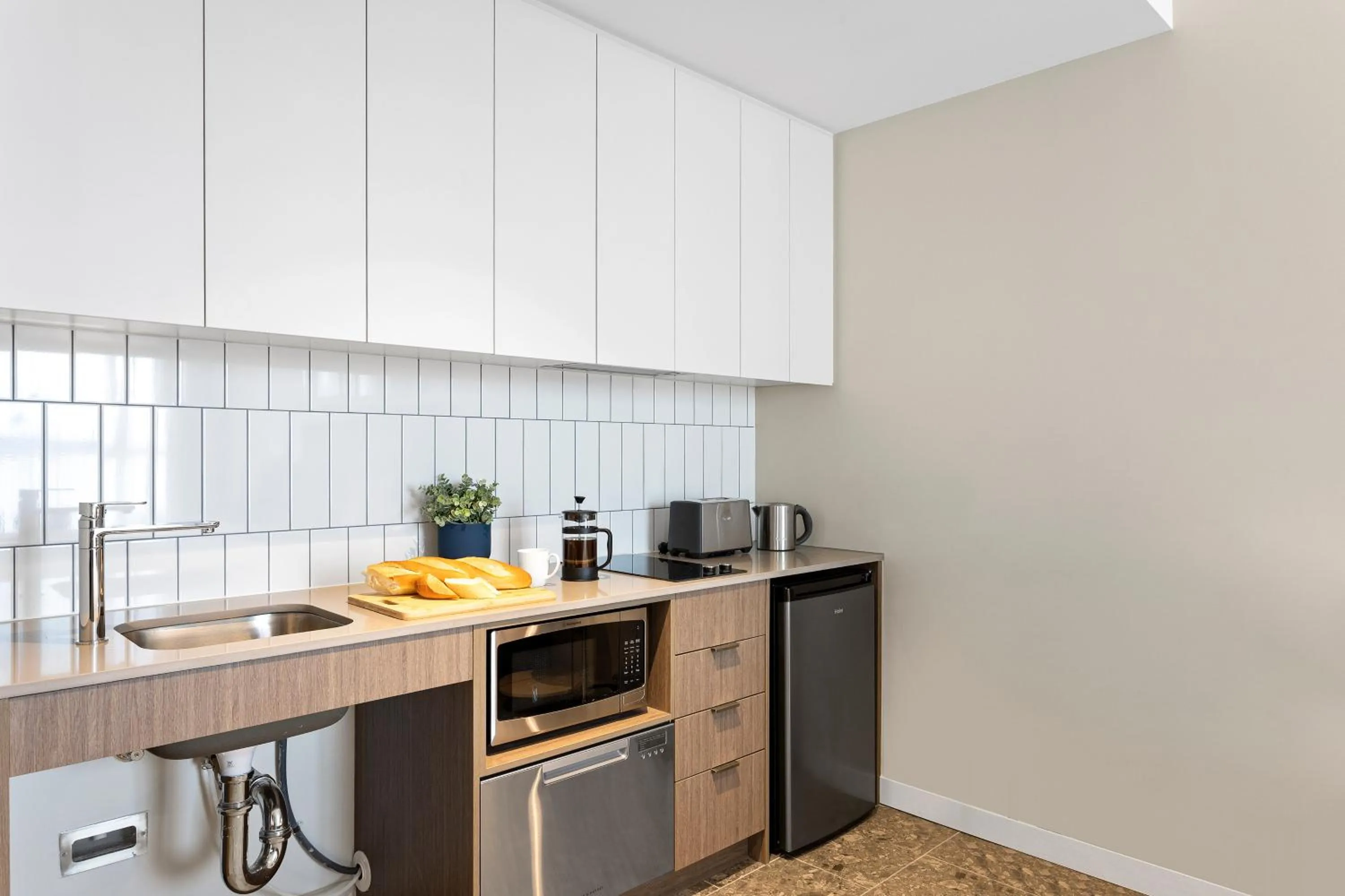 Coffee/tea facilities in Quest Woolooware Bay