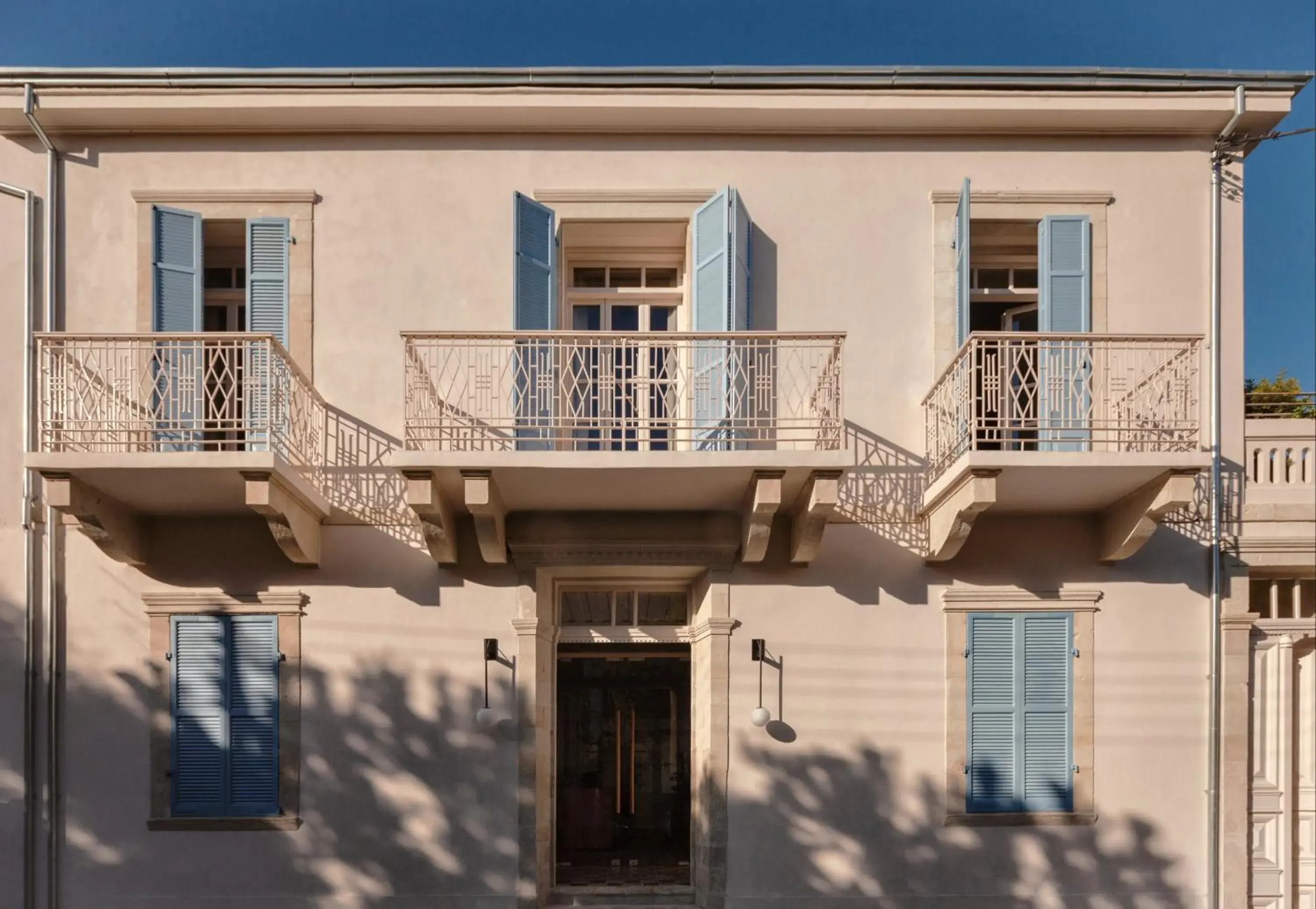 Property building in Heart Hotel Property building in Heart Hotel