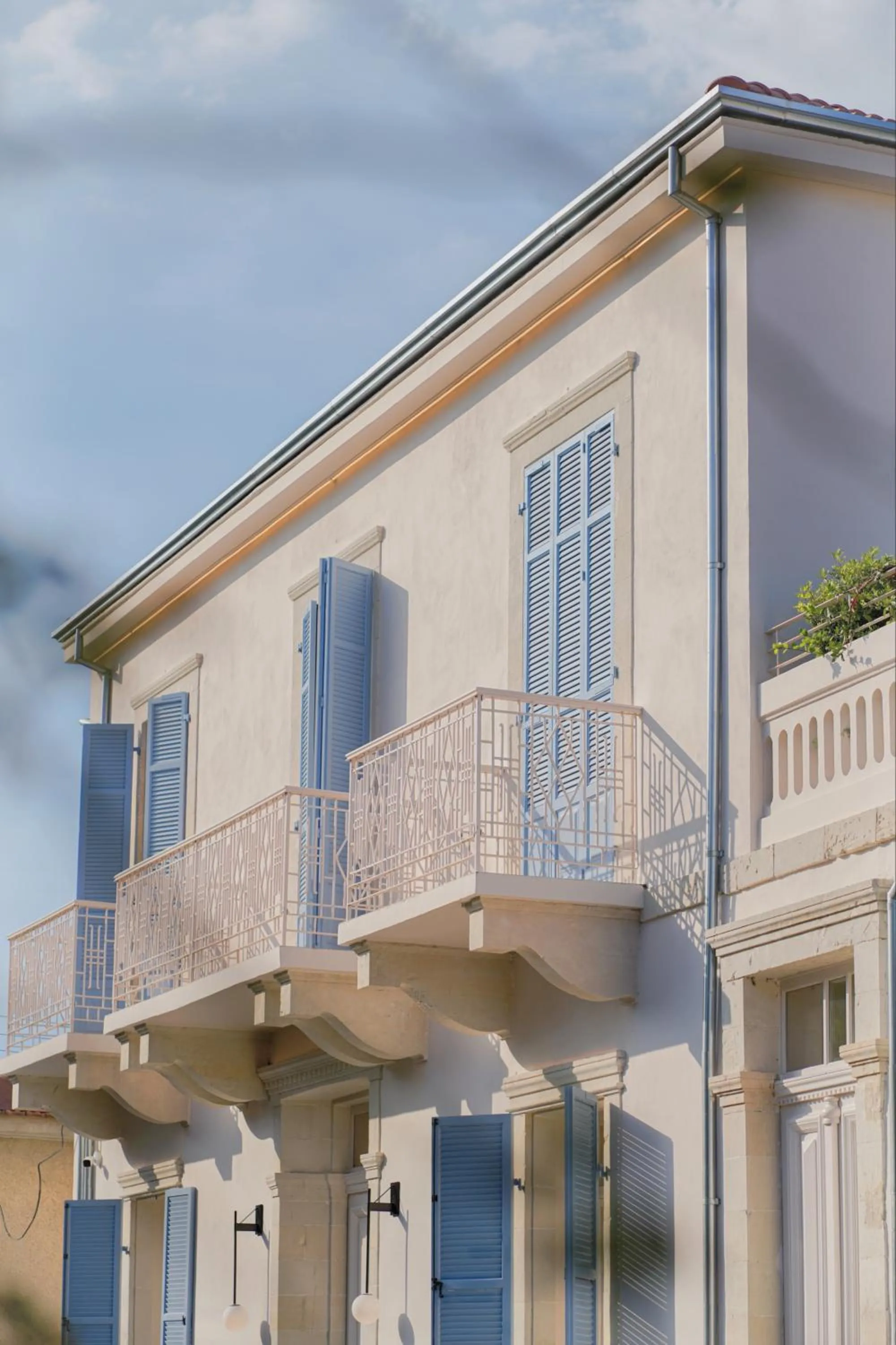 Property building in Heart Hotel