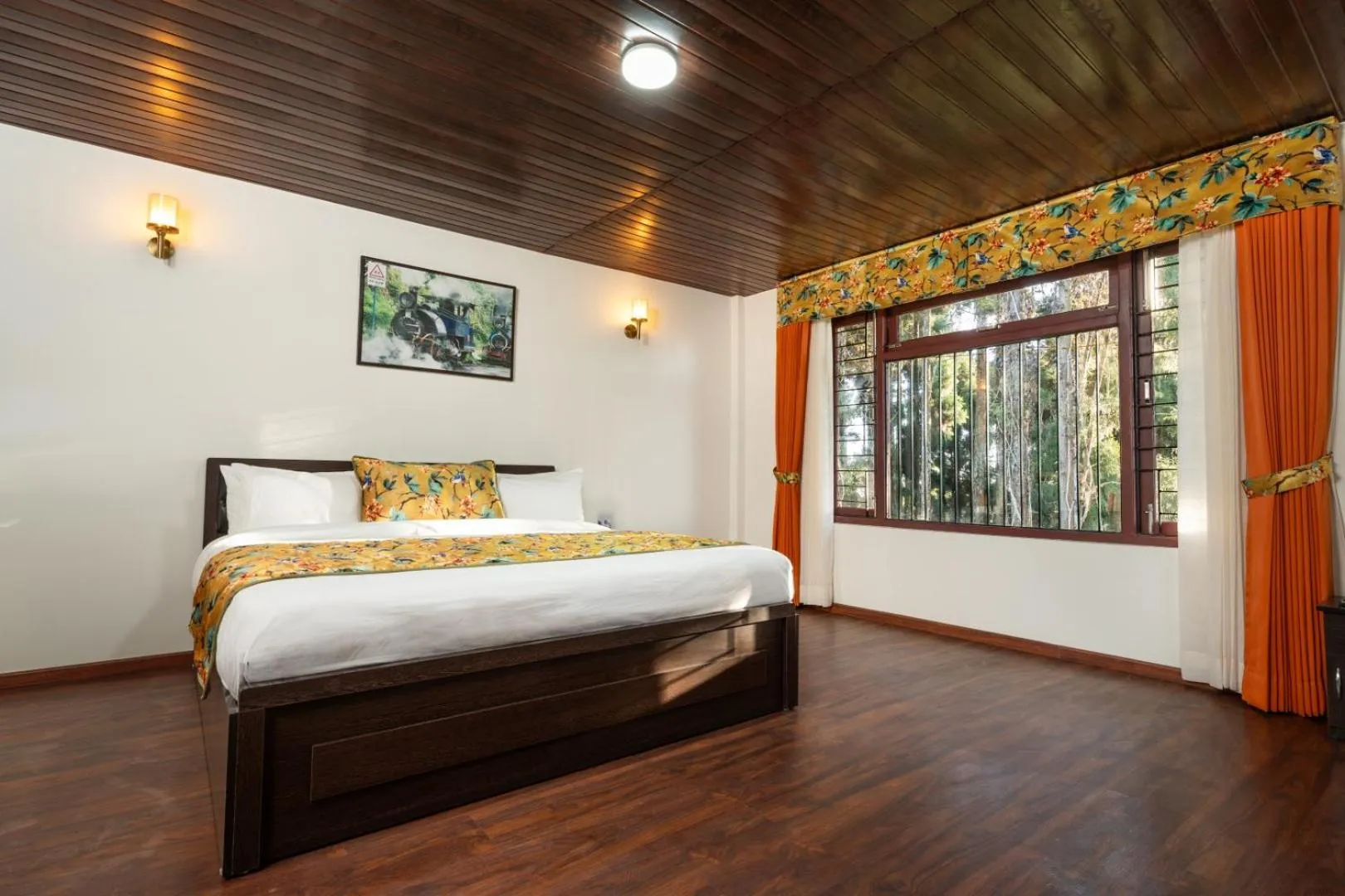 Bedroom, Bed in Summit Sherpa Mountain Hotel & Spa