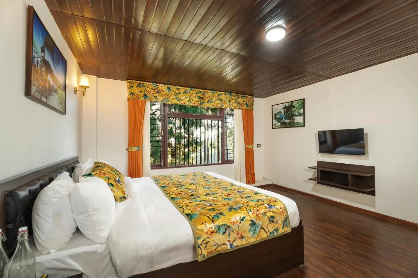 Penthouse with Balcony, Lake & Mountain View in Summit Sherpa Mountain Hotel & Spa Penthouse with Balcony, Lake & Mountain View in Summit Sherpa Mountain Hotel & Spa