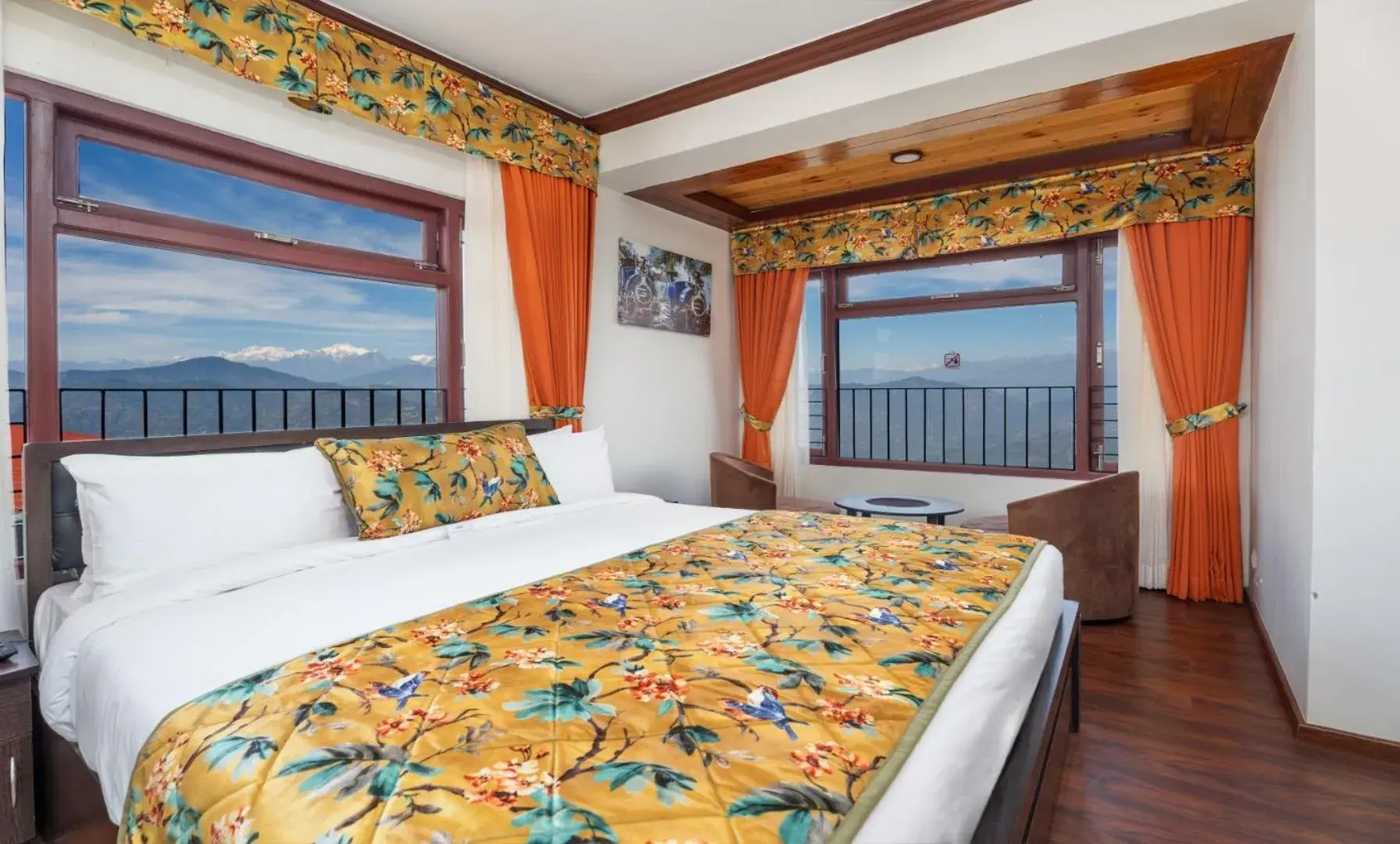 Bed in Summit Sherpa Mountain Hotel & Spa Bed in Summit Sherpa Mountain Hotel & Spa