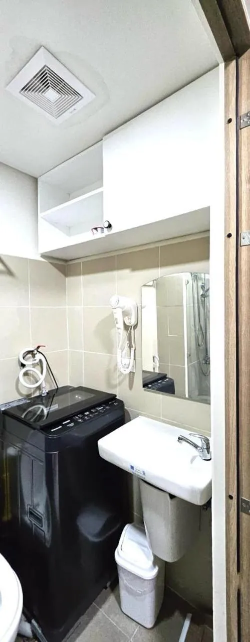 Toilet in Coast Residences - 2 Bedroom with Balcony facing Mall of Asia, Manila Bay & Pool View
