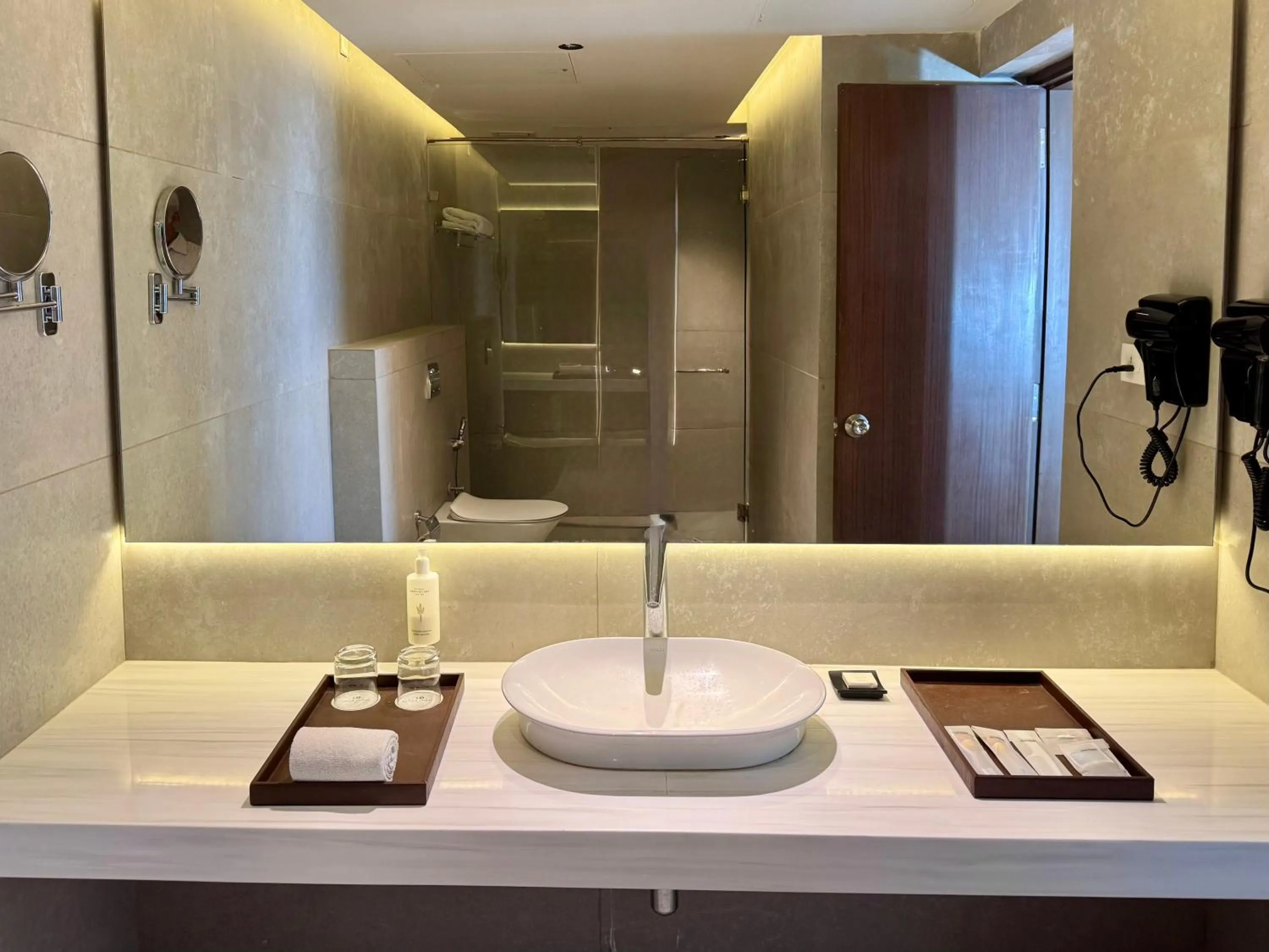 Bathroom in Clover Greens Golf Course and Resort