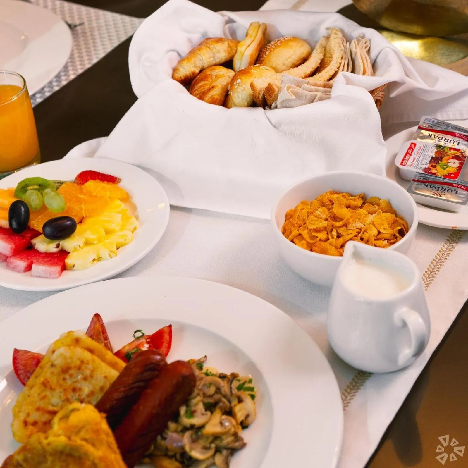 Breakfast in Damask Resort