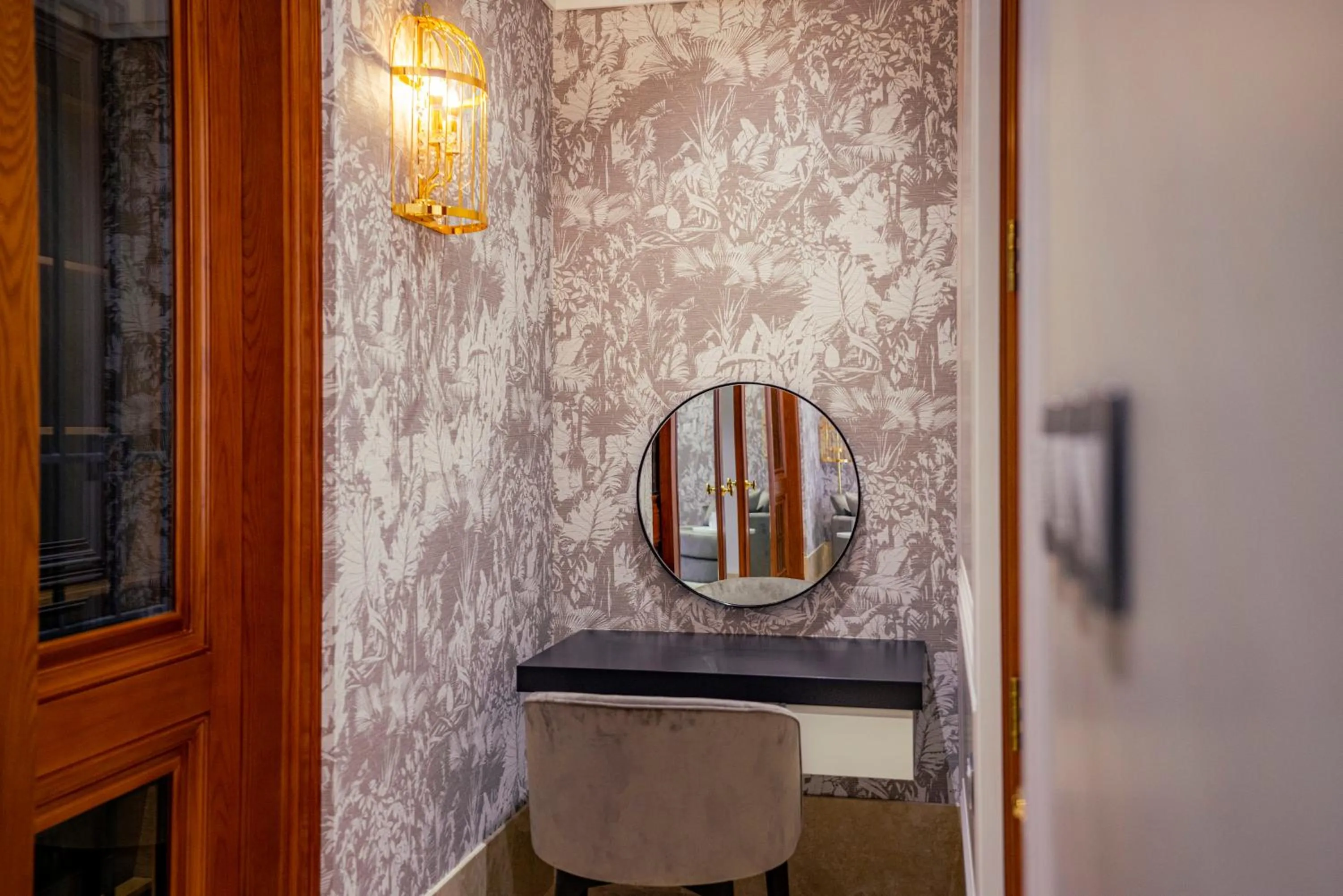 hair dryier in Damask Resort