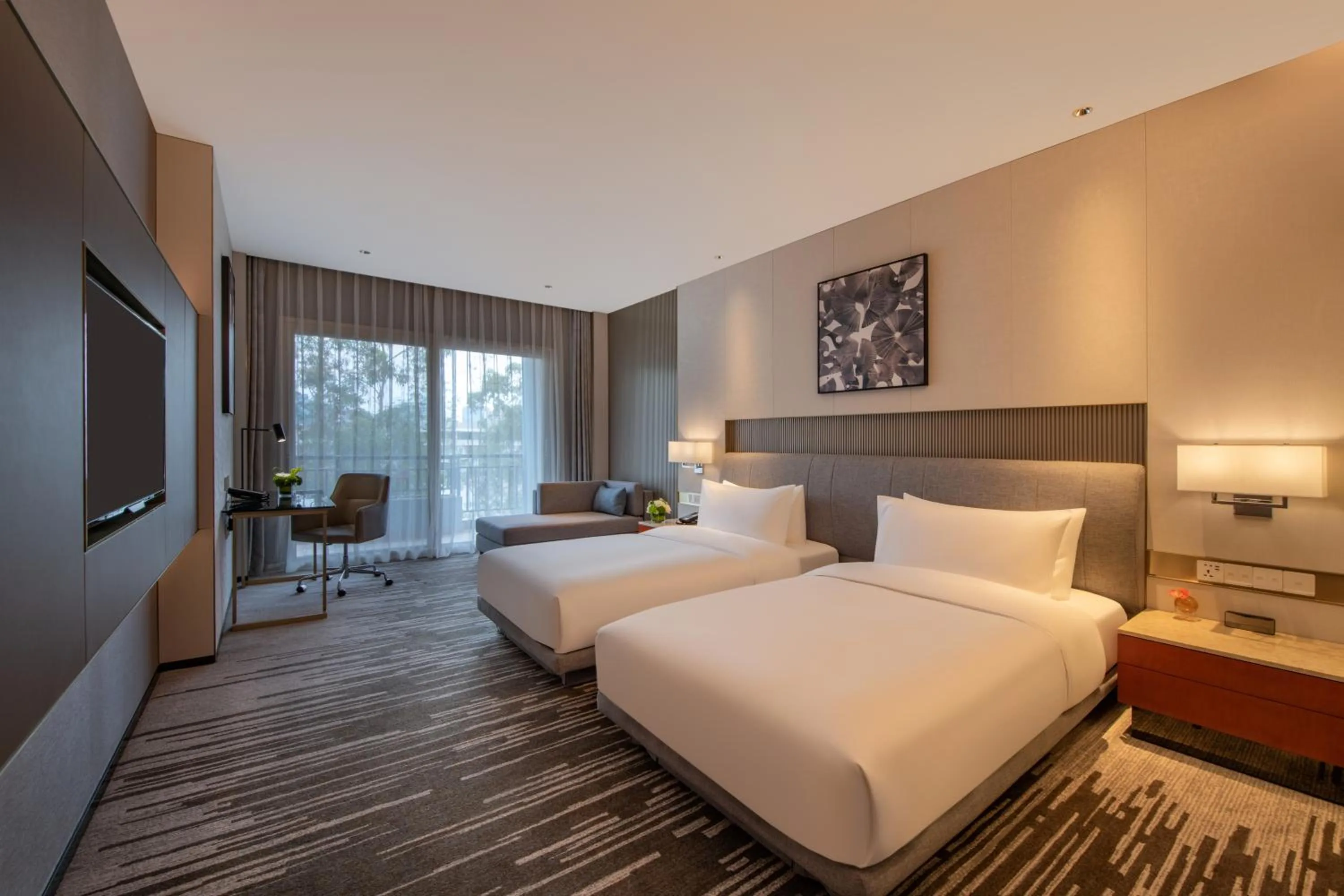 Photo of the whole room, Bed in Dongguan Forum Hotel and Apartment - Former Pullman hotel Dongguan Forum