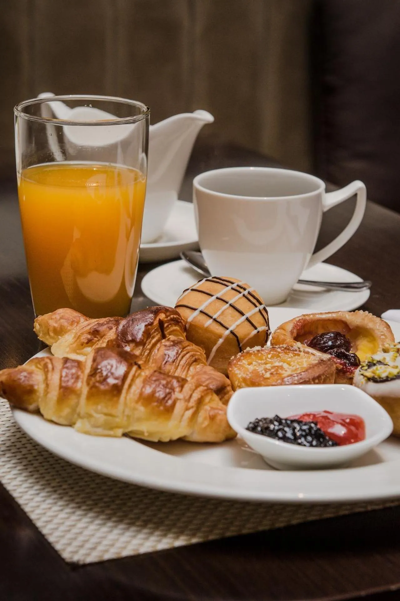 Breakfast in Dongguan Forum Hotel and Apartment - Former Pullman hotel Dongguan Forum