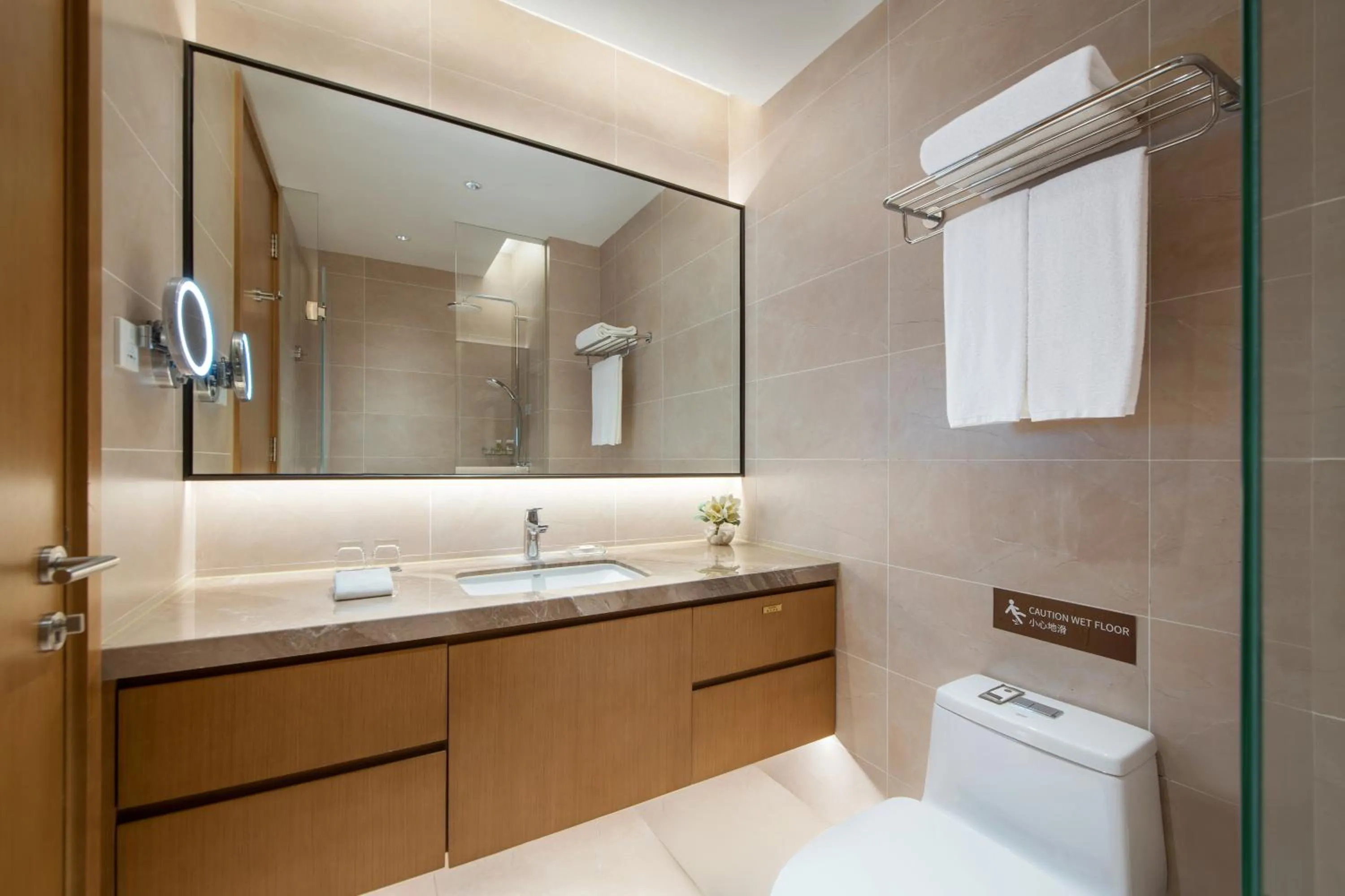 Bathroom in Dongguan Forum Hotel and Apartment - Former Pullman hotel Dongguan Forum