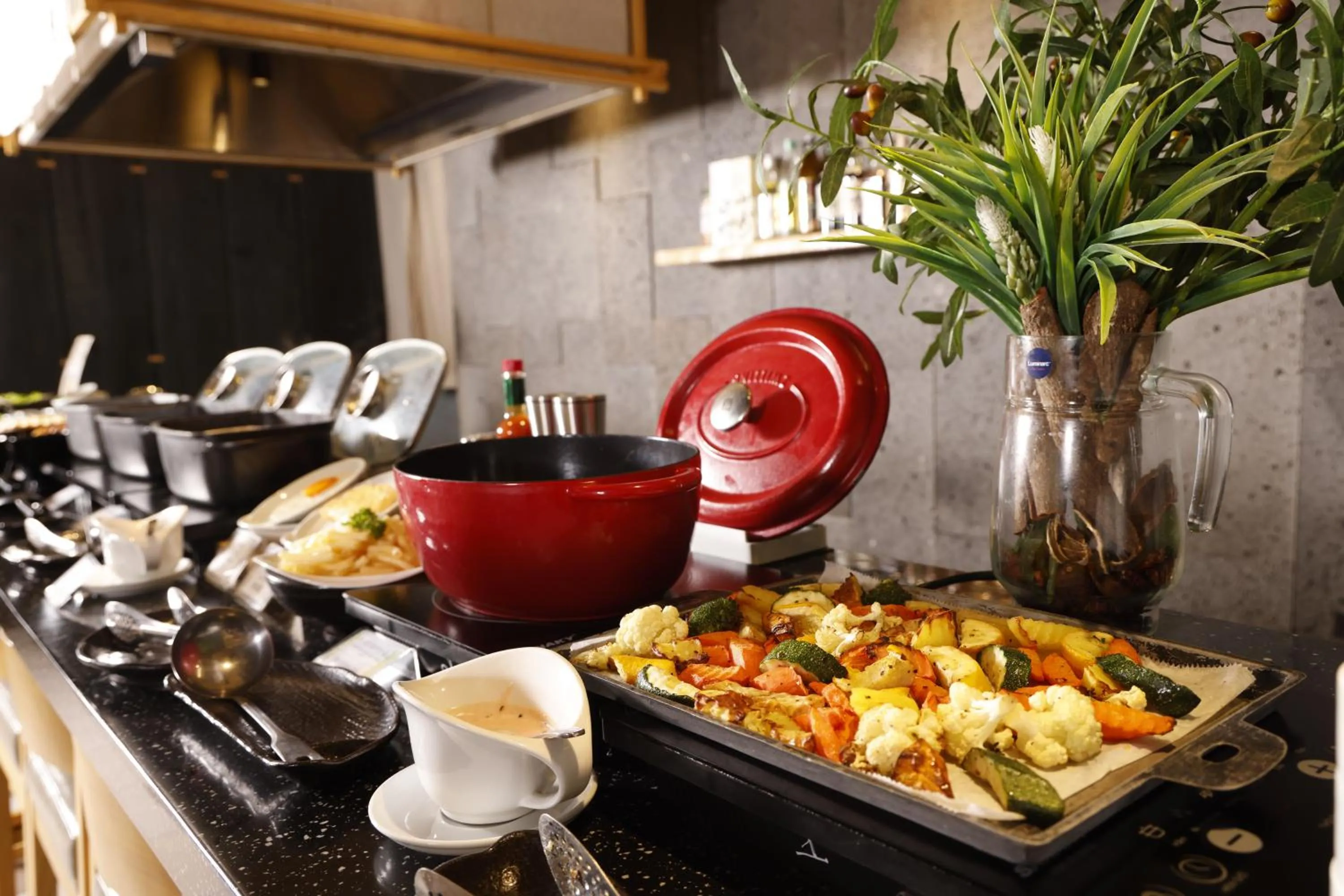 Buffet breakfast in Sotetsu Grand Fresa Saigon