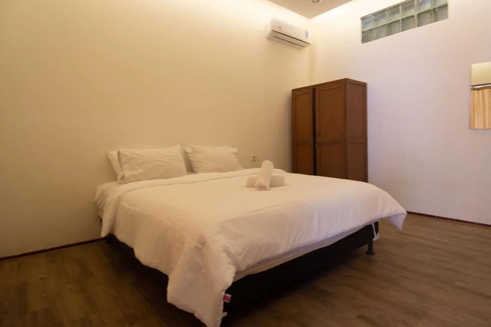 Bed in SIMPANG 7 RESIDENCE Bed in SIMPANG 7 RESIDENCE