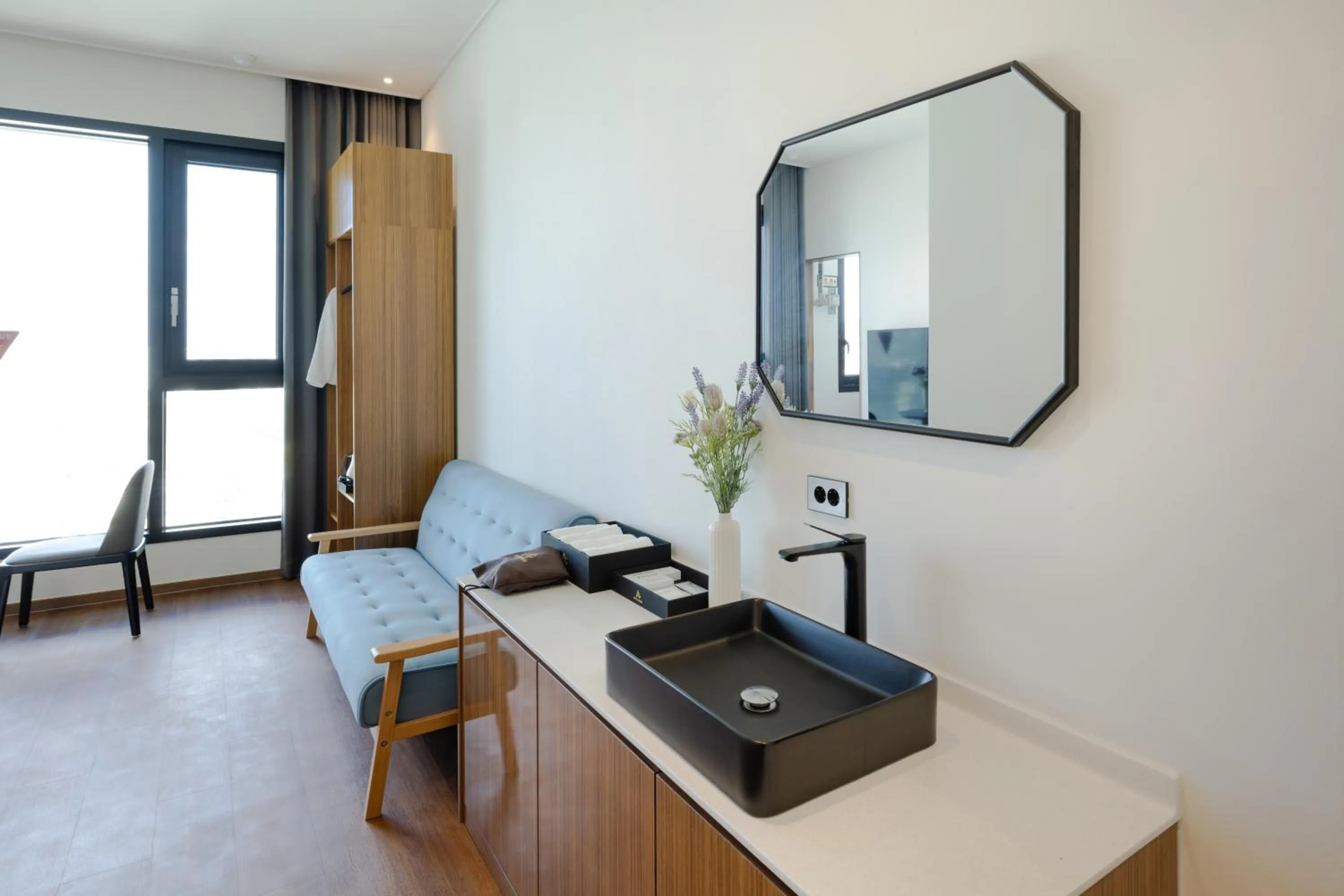 hair dresser in Hotel Arari