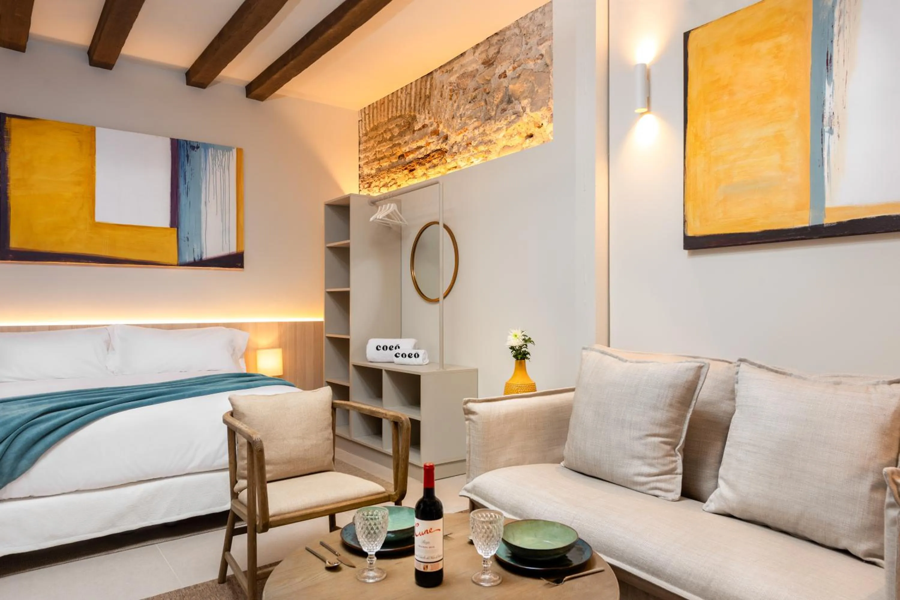 Living room in Coeo Fresca Roof Garden Signature Apartments