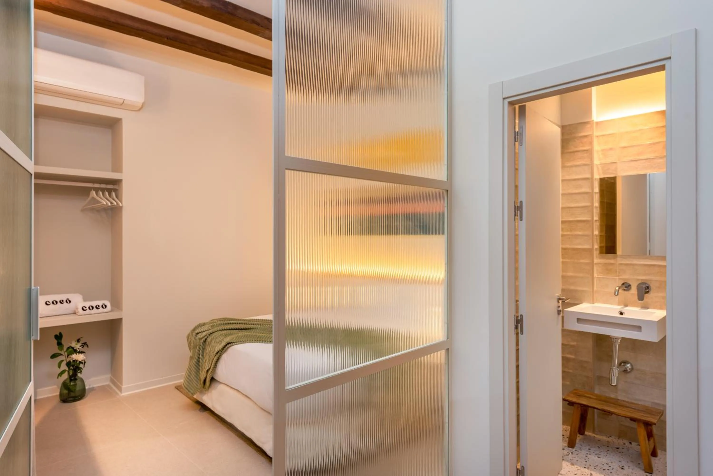 Bed in Coeo Fresca Roof Garden Signature Apartments